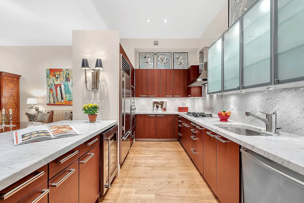 Premium Kitchen Brand Guides: How to Buy Pre-Owned Luxury Kitchens