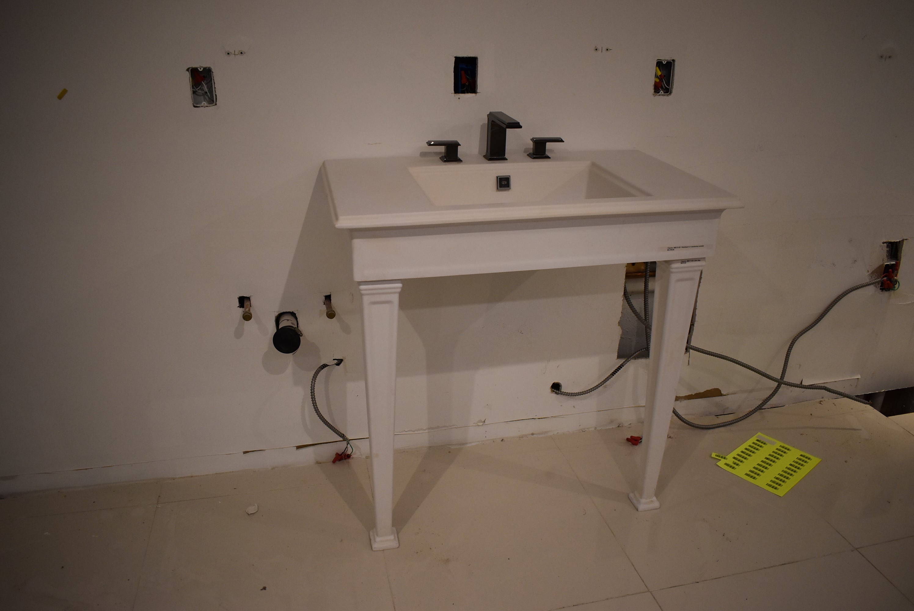 Gessi Fascino 35" White Rectangle Wall Mount Vanity Sink with Faucet