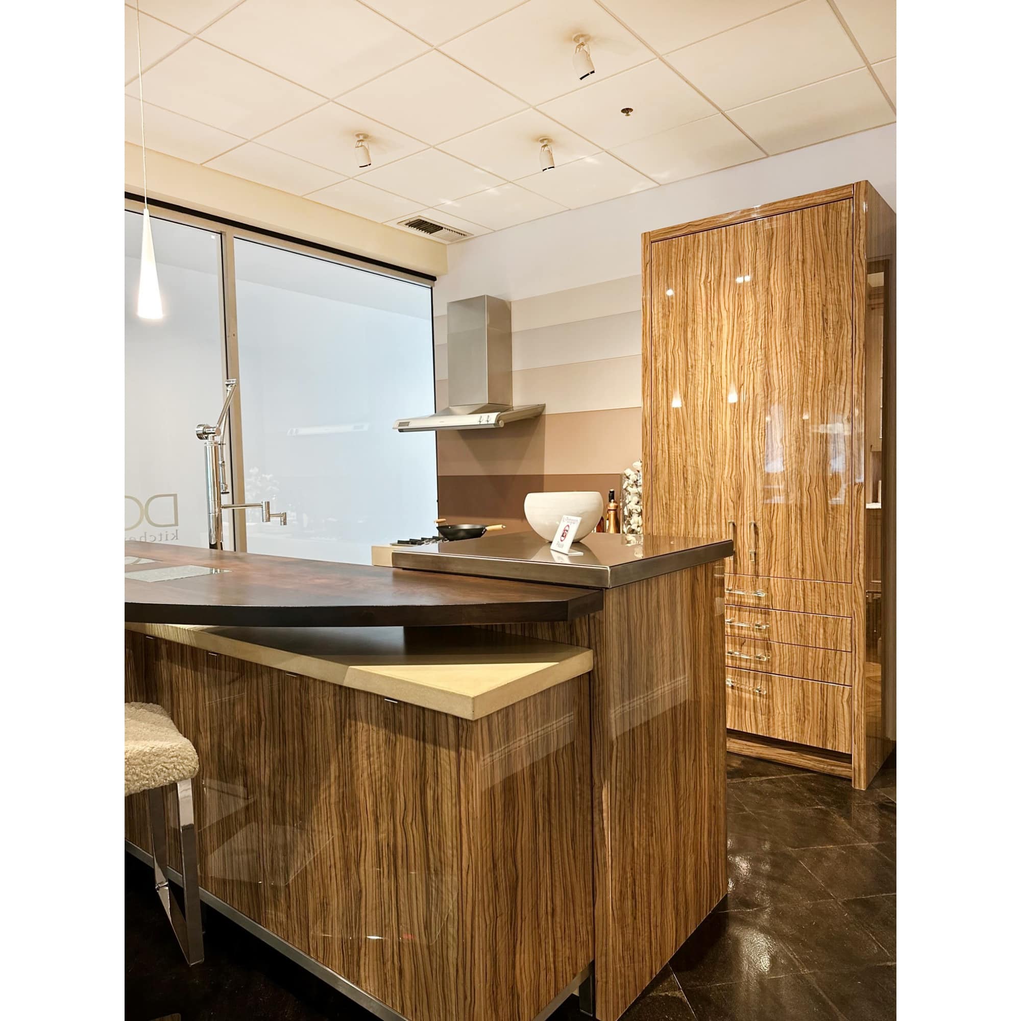 Downsview Olivewood Smooth Wood Modern Showroom Display Kitchen