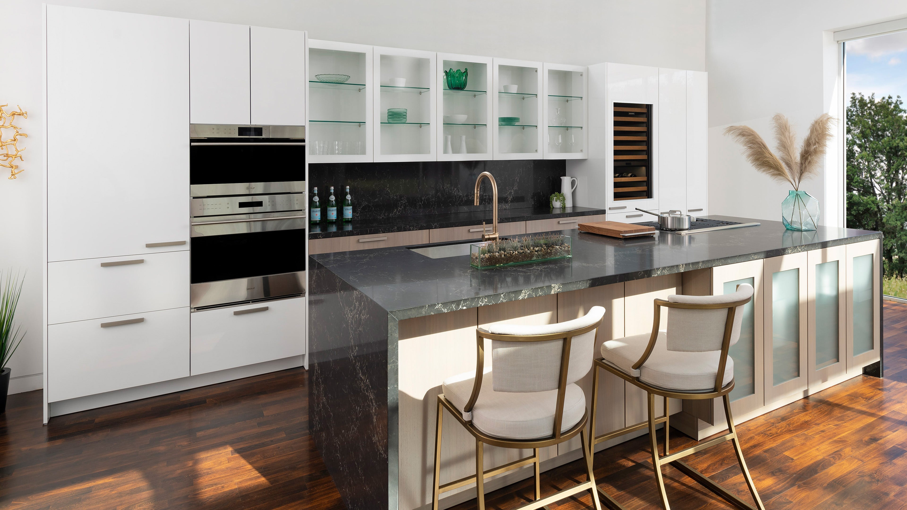 Memorial Day Sale | Luxury Kitchens, Bars & Pantries