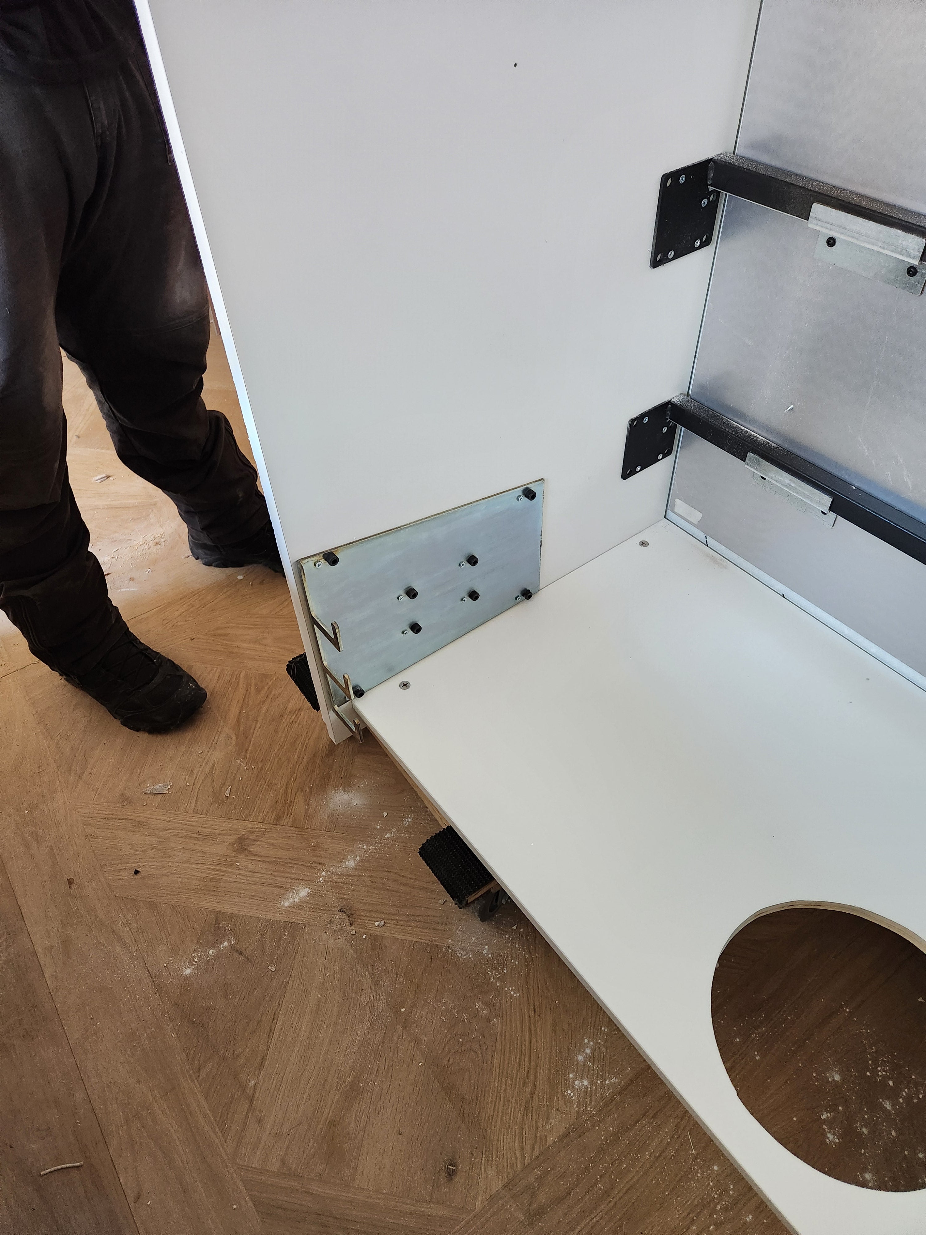 Molteni & C Dada Modern White Oak Kitchen with Marble Countertops & Gaggenau Appliances