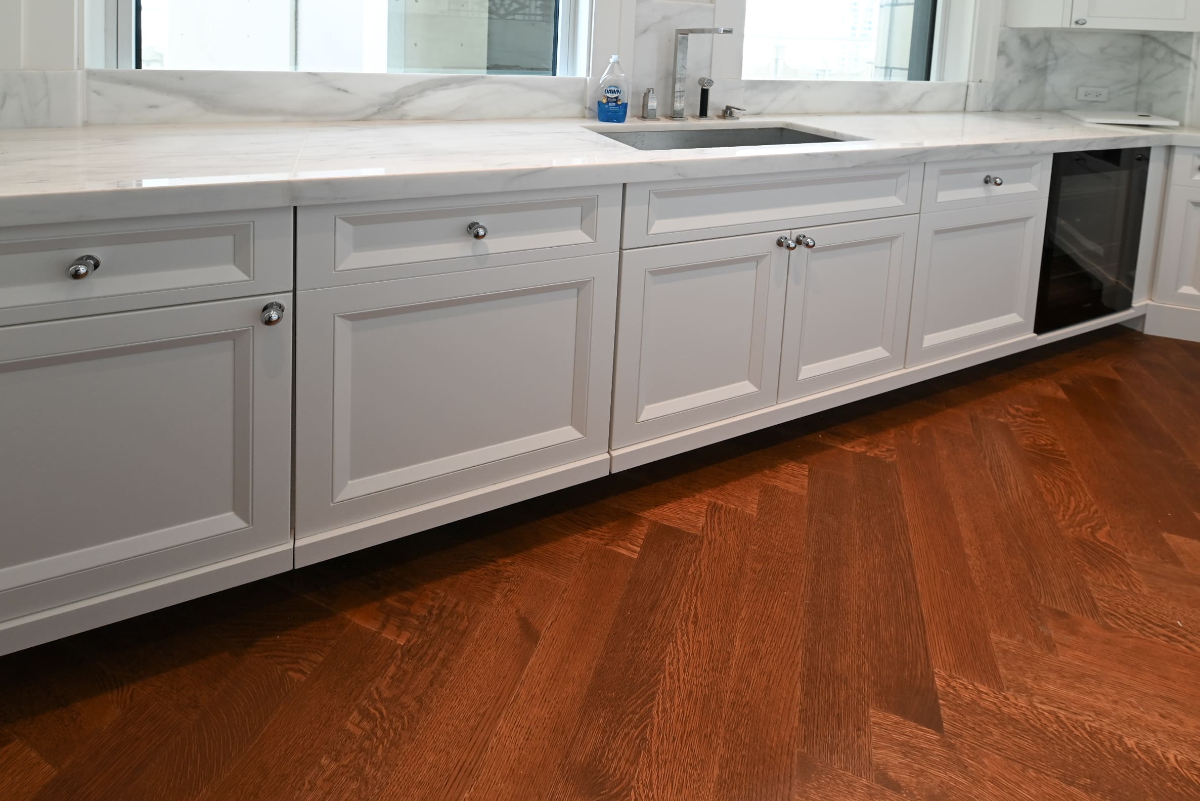 Molteni & C Dada Luxurious Winter Frost Traditional Pre-Owned Kitchen