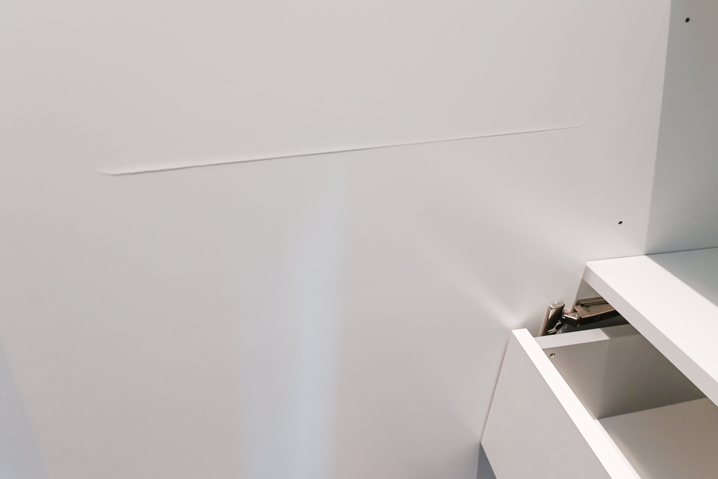 Molteni & C Dada Luxurious Winter Frost Traditional Pre-Owned Kitchen