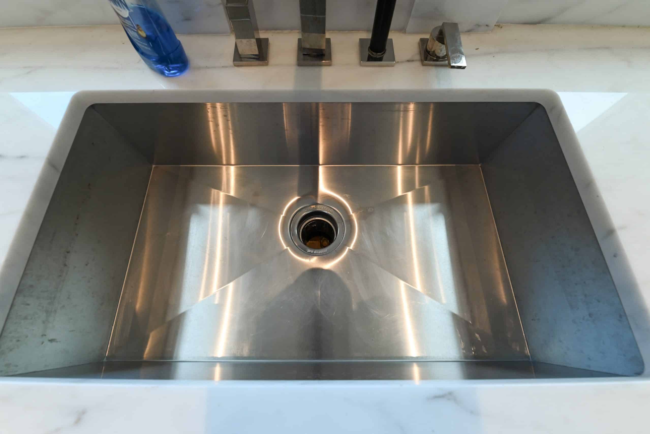 Molteni & C Dada Luxurious Winter Frost Traditional Pre-Owned Kitchen