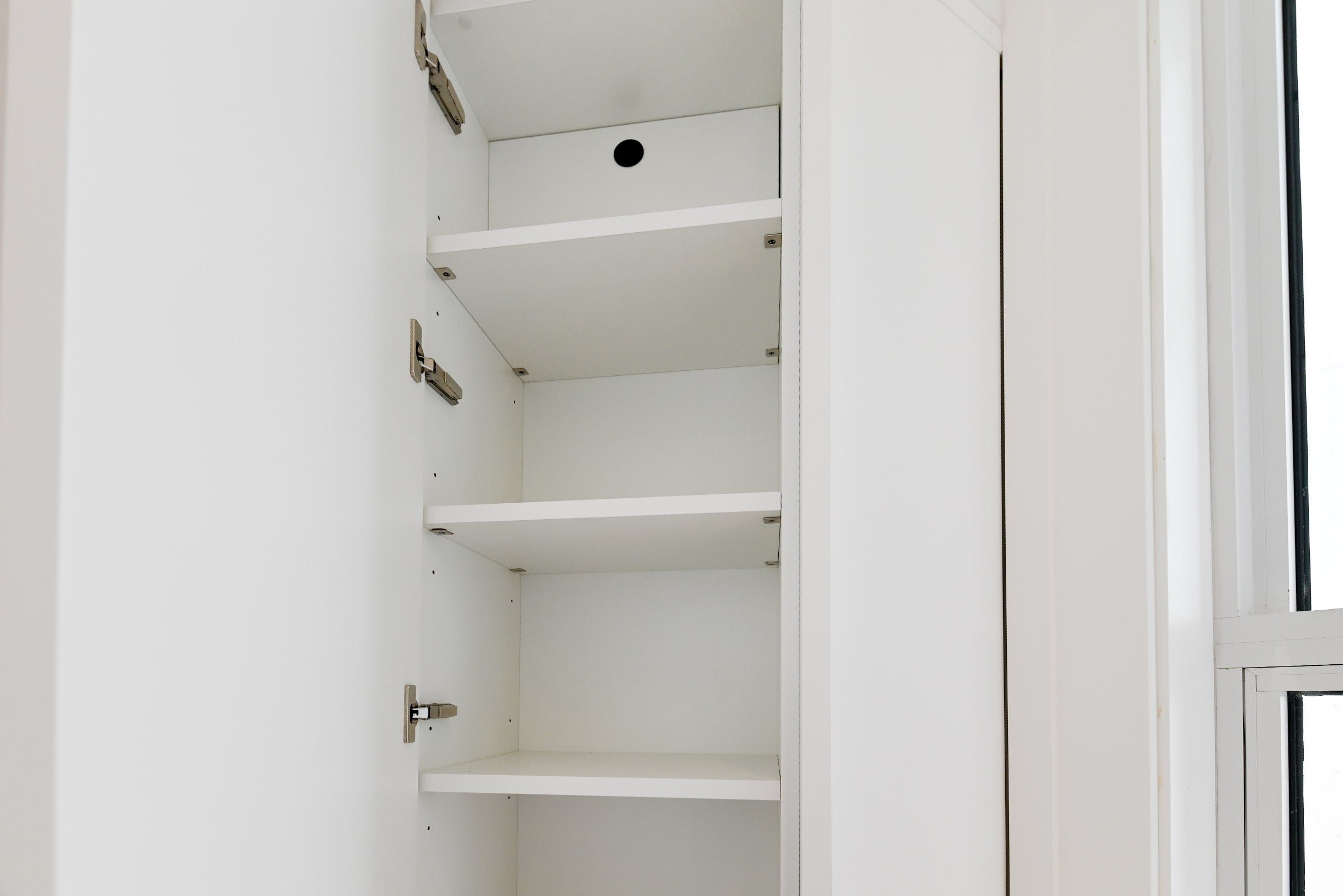 Molteni & C Dada Luxurious Winter Frost Traditional Pre-Owned Kitchen