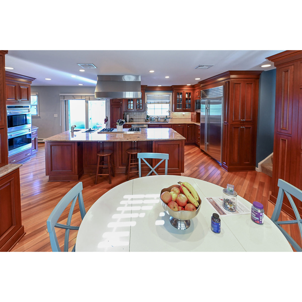 Crystal Cabinetry Terracotta Sunset Traditional Pre-Owned Kitchen W/ Wet Bar
