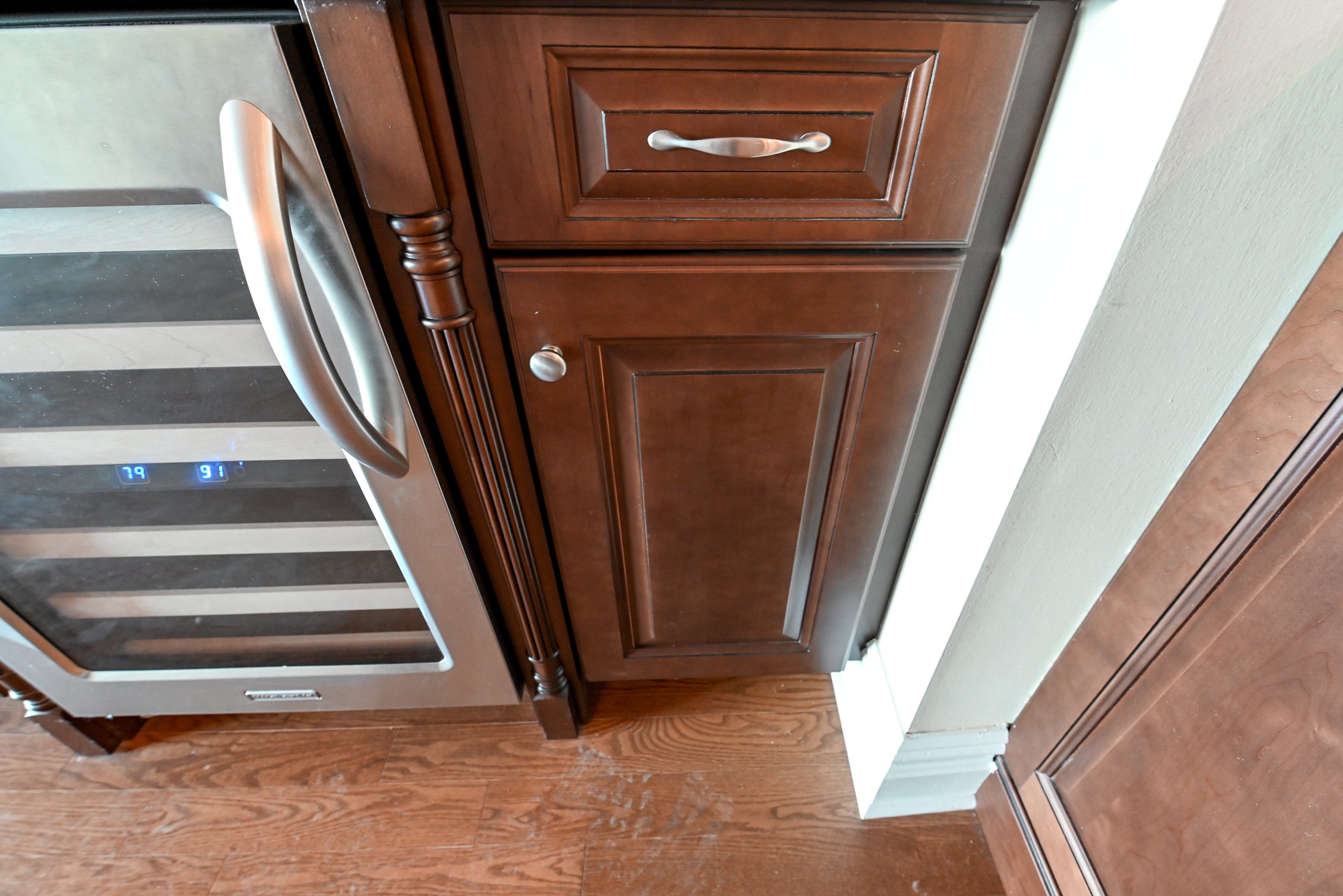 Chocolate European Coffee Traditional Pre-Owned Kitchen W/ Dry Bar