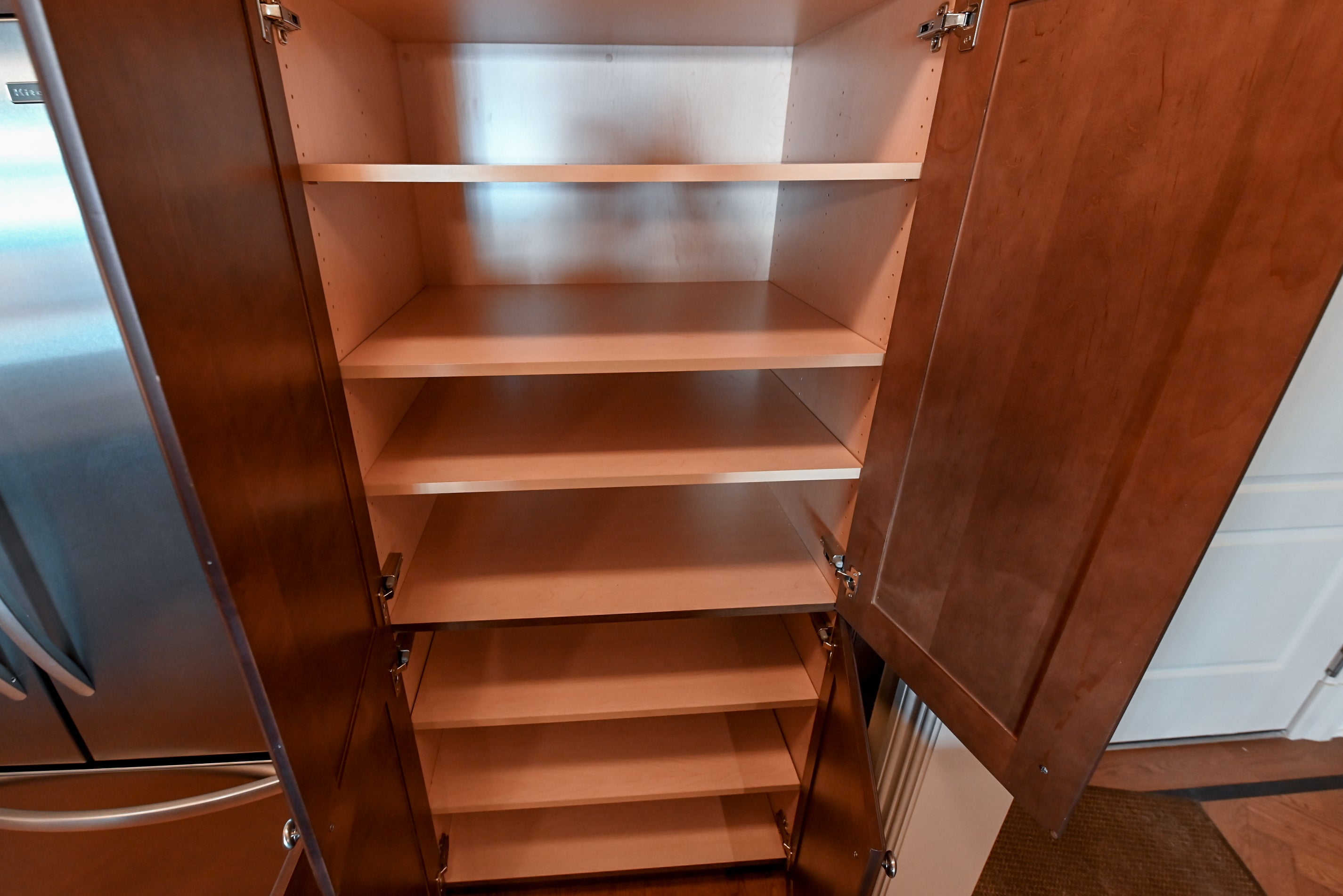 Chocolate European Coffee Traditional Pre-Owned Kitchen W/ Dry Bar