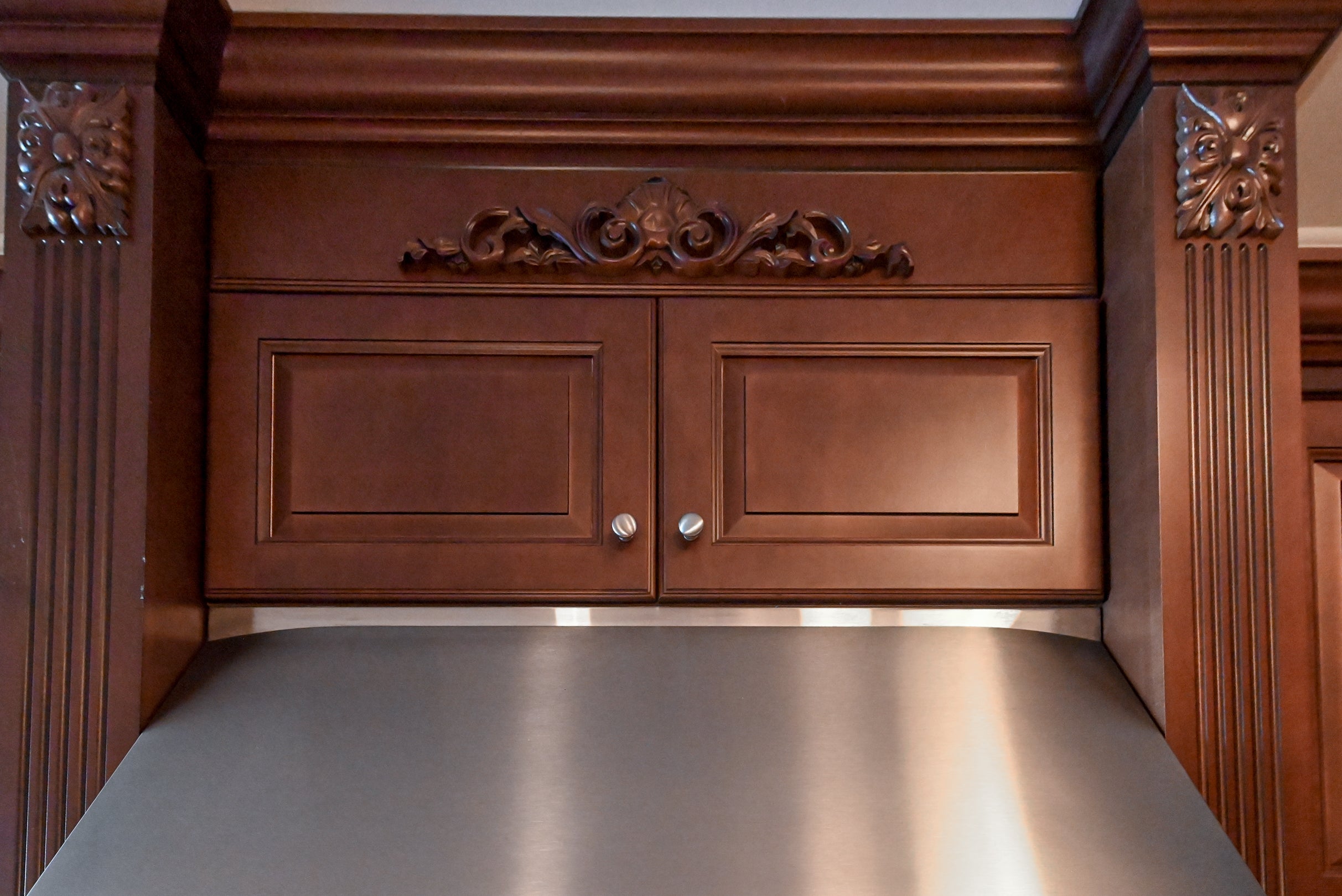 Chocolate European Coffee Traditional Pre-Owned Kitchen W/ Dry Bar