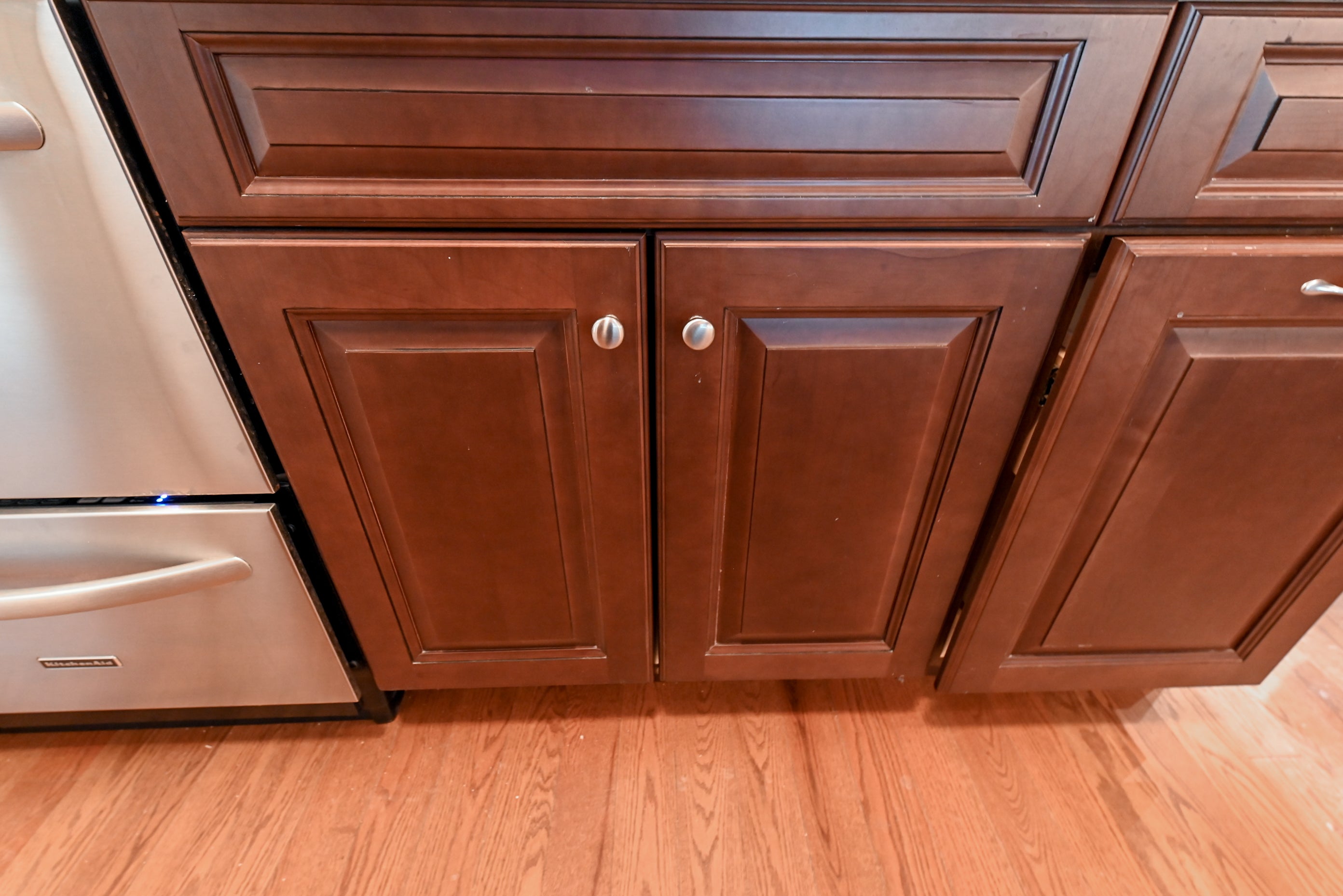 Chocolate European Coffee Traditional Pre-Owned Kitchen W/ Dry Bar