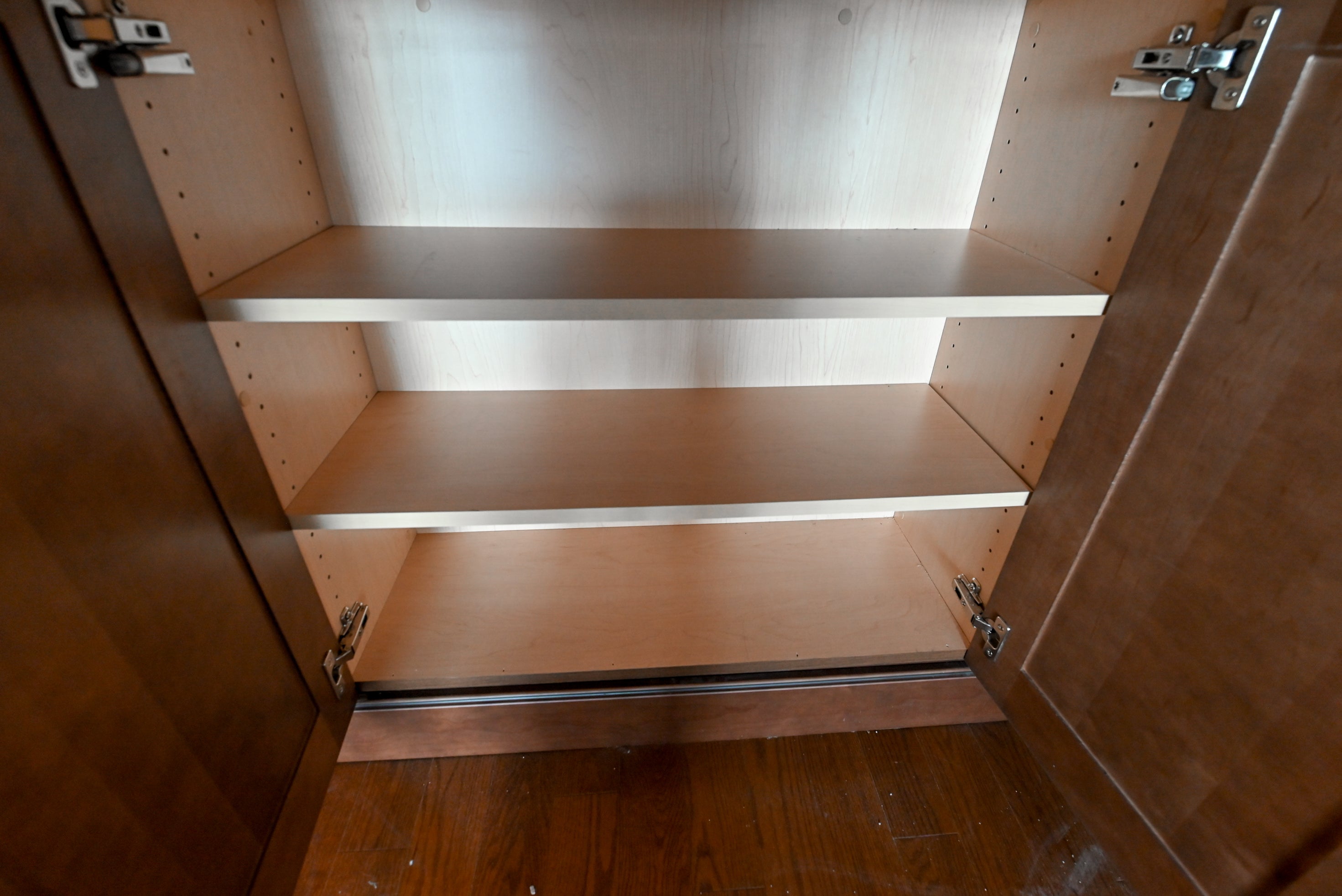 Chocolate European Coffee Traditional Pre-Owned Kitchen W/ Dry Bar