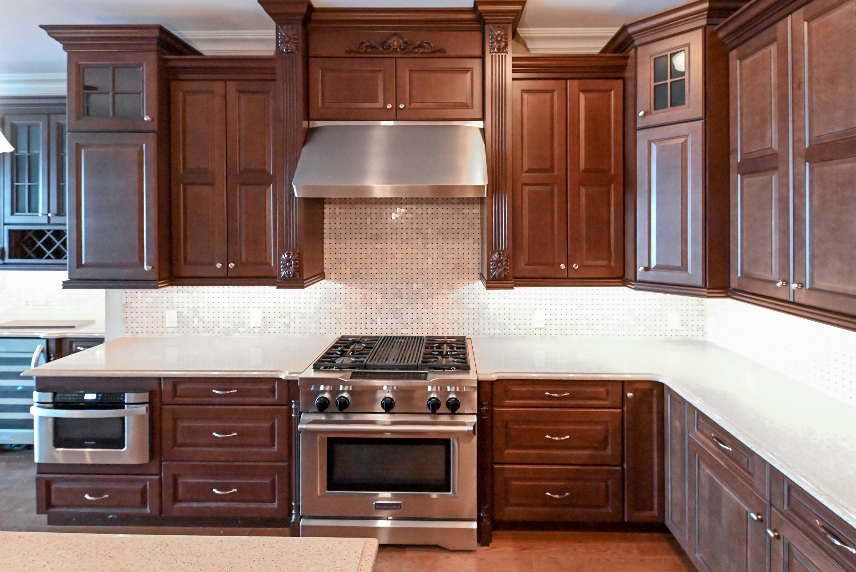 Chocolate European Coffee Traditional Pre-Owned Kitchen W/ Dry Bar