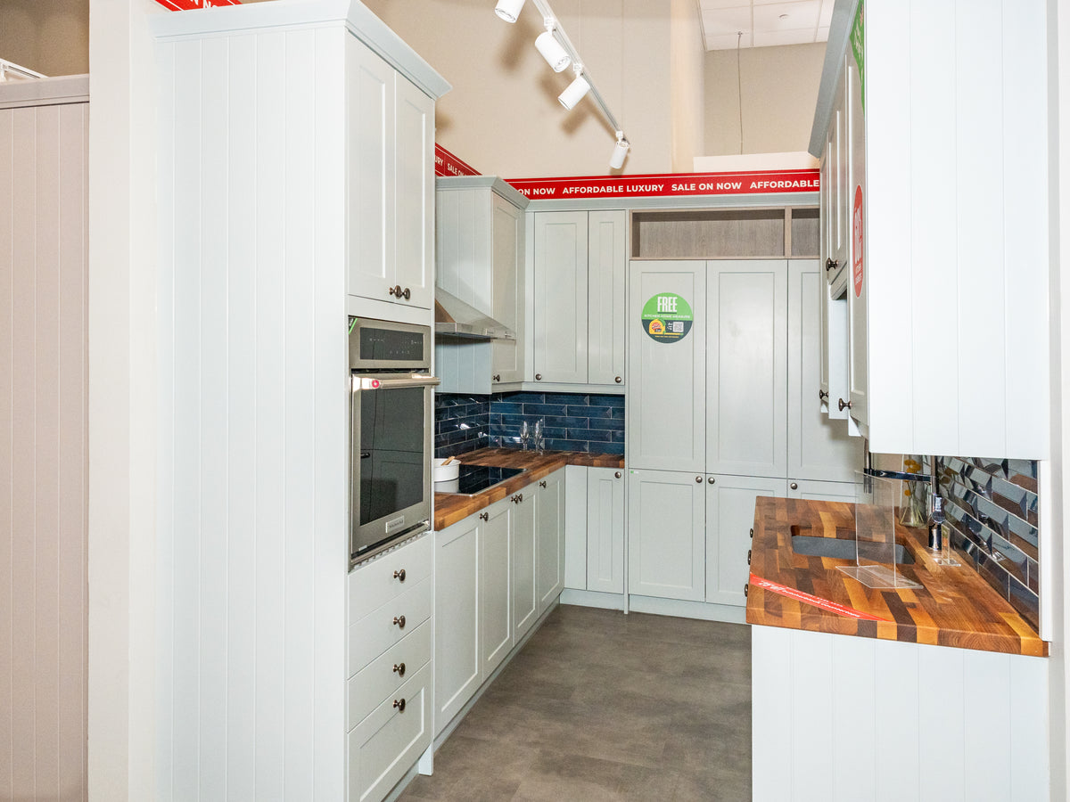 Wren Shaker Off White Matte Kitchen