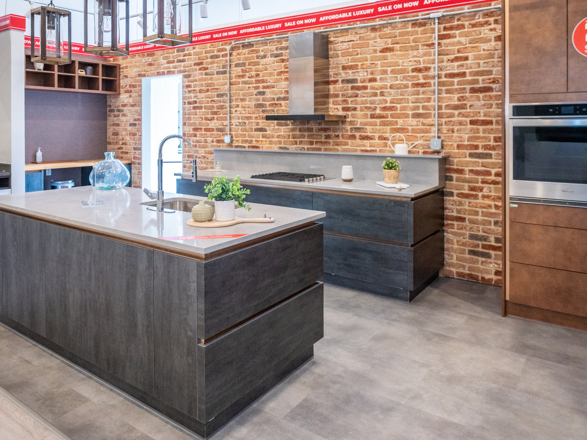 Wren Milano Modern Kitchen with Island & JennAir Appliances