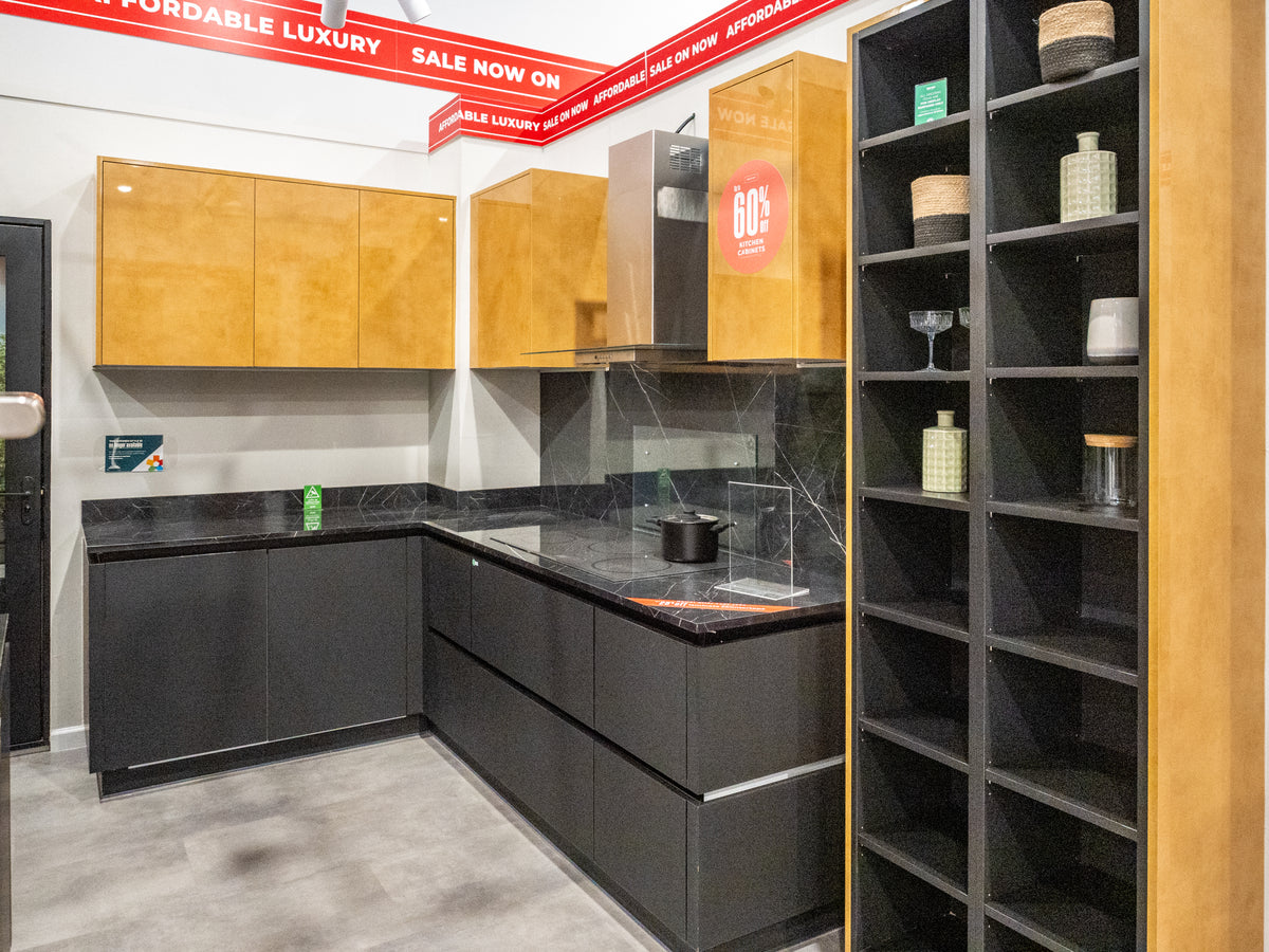 Wren Milano Ultra Kitchen with Cafe Appliances