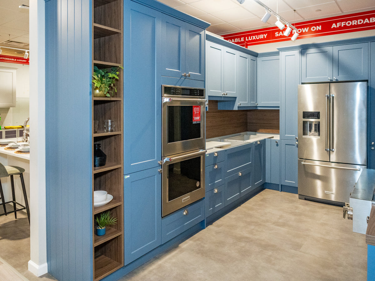 Wren Shaker Blue Matte Kitchen with Appliances