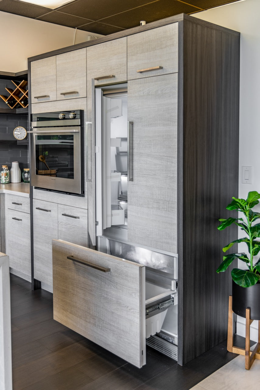 Bellmont Modern Wood Veneer Kitchen with Island & Appliances