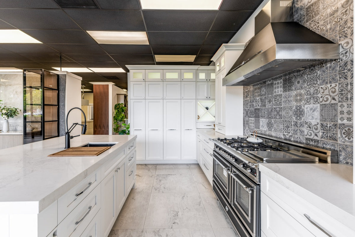 Bellmont Transitional White Kitchen with Island & Bertazzoni Appliances