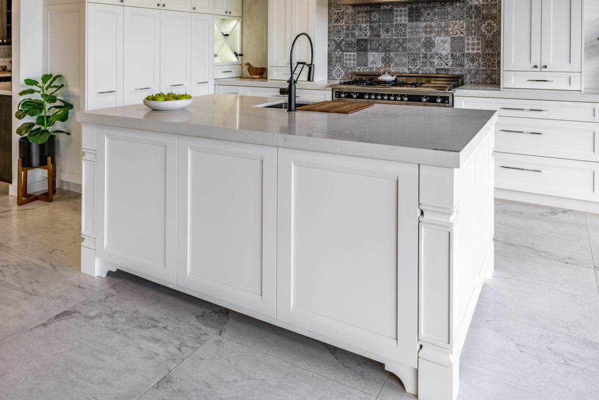 Bellmont Transitional White Kitchen with Island & Bertazzoni Appliances