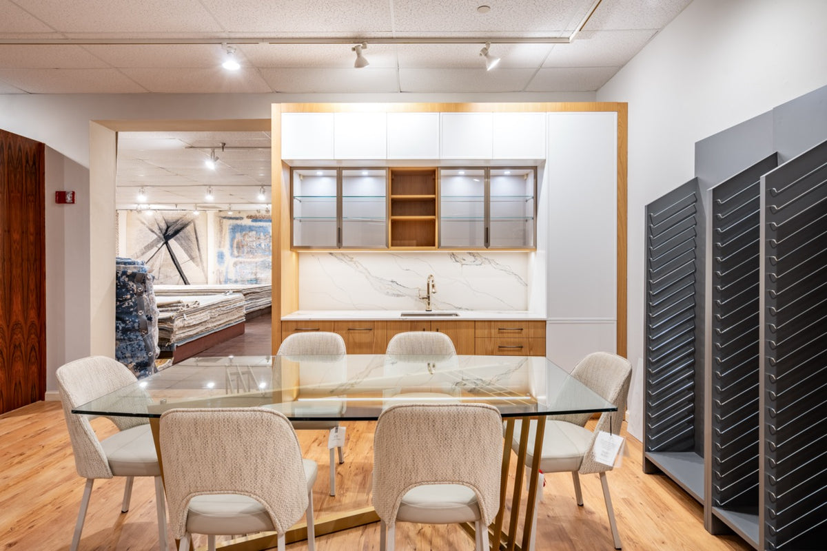 Han Krug Natural Oak & Matte White Modern Wet Bar