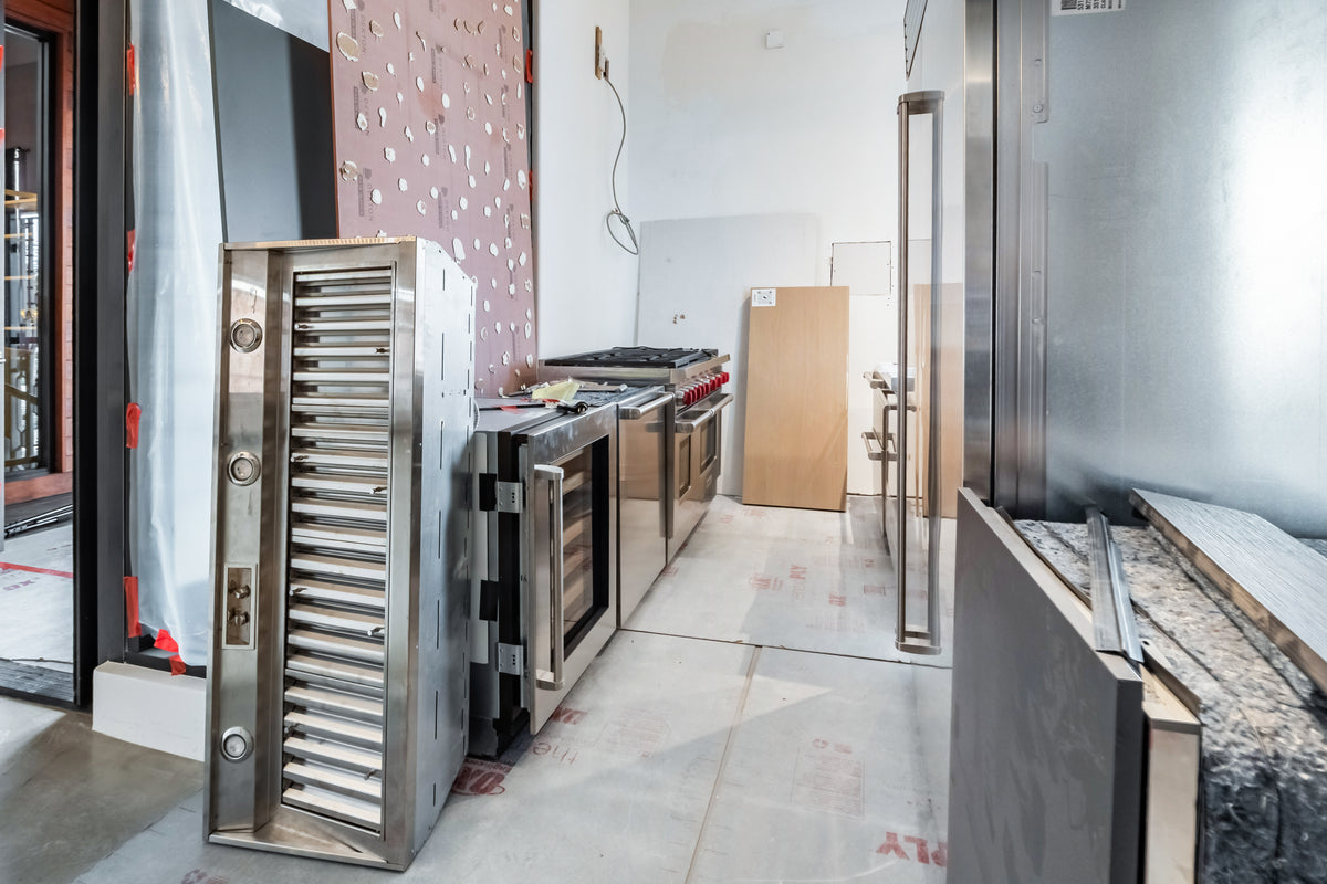 Albero Comodoro Green & Oak Veneer Kitchen with Wolf & Sub-Zero Appliances