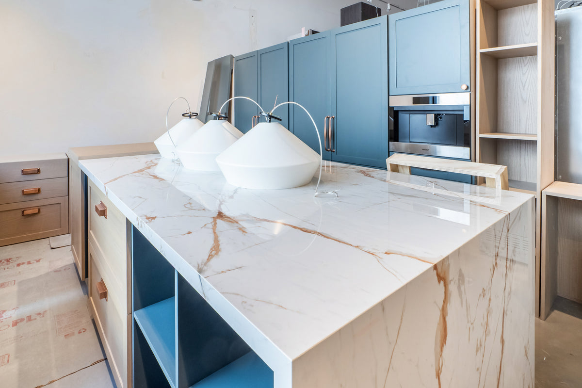 Albero Comodoro Green & Oak Veneer Kitchen with Wolf & Sub-Zero Appliances