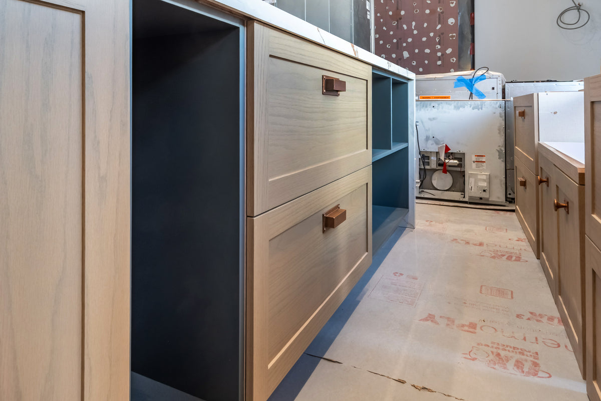 Albero Comodoro Green & Oak Veneer Kitchen with Wolf & Sub-Zero Appliances