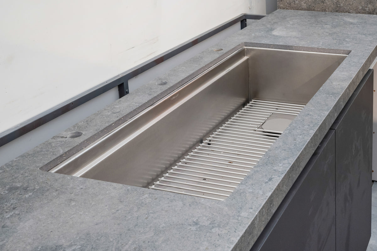 Albero Modern Industrial Kitchen with Wolf & Sub-Zero Appliances