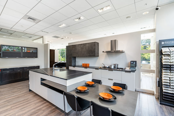 Aster Cucine Modern Lacquered with Metallic Finish Kitchen & Island