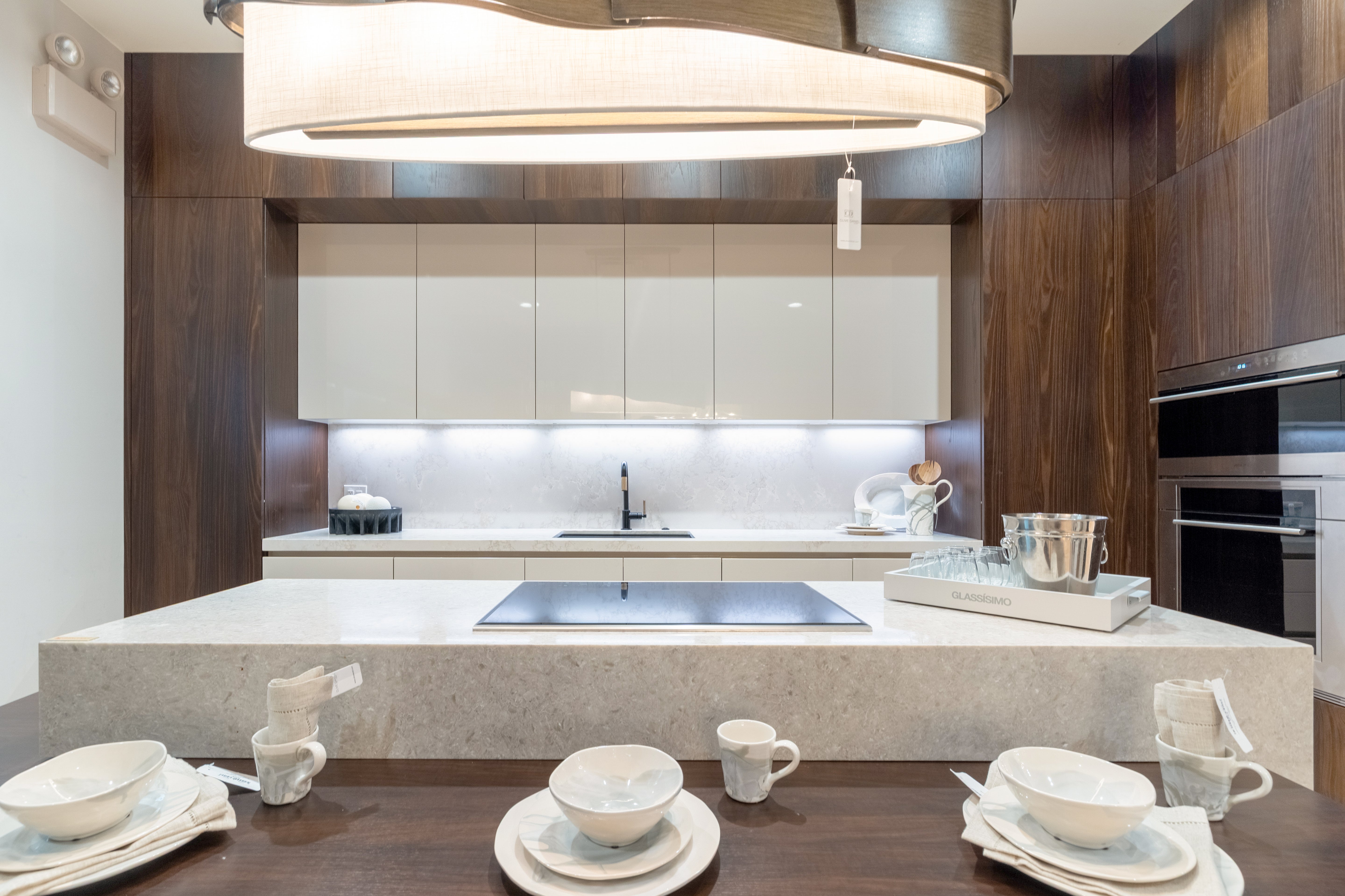 Hans Krug Modern Dark Espresso & White Gloss Kitchen with Island and Bar