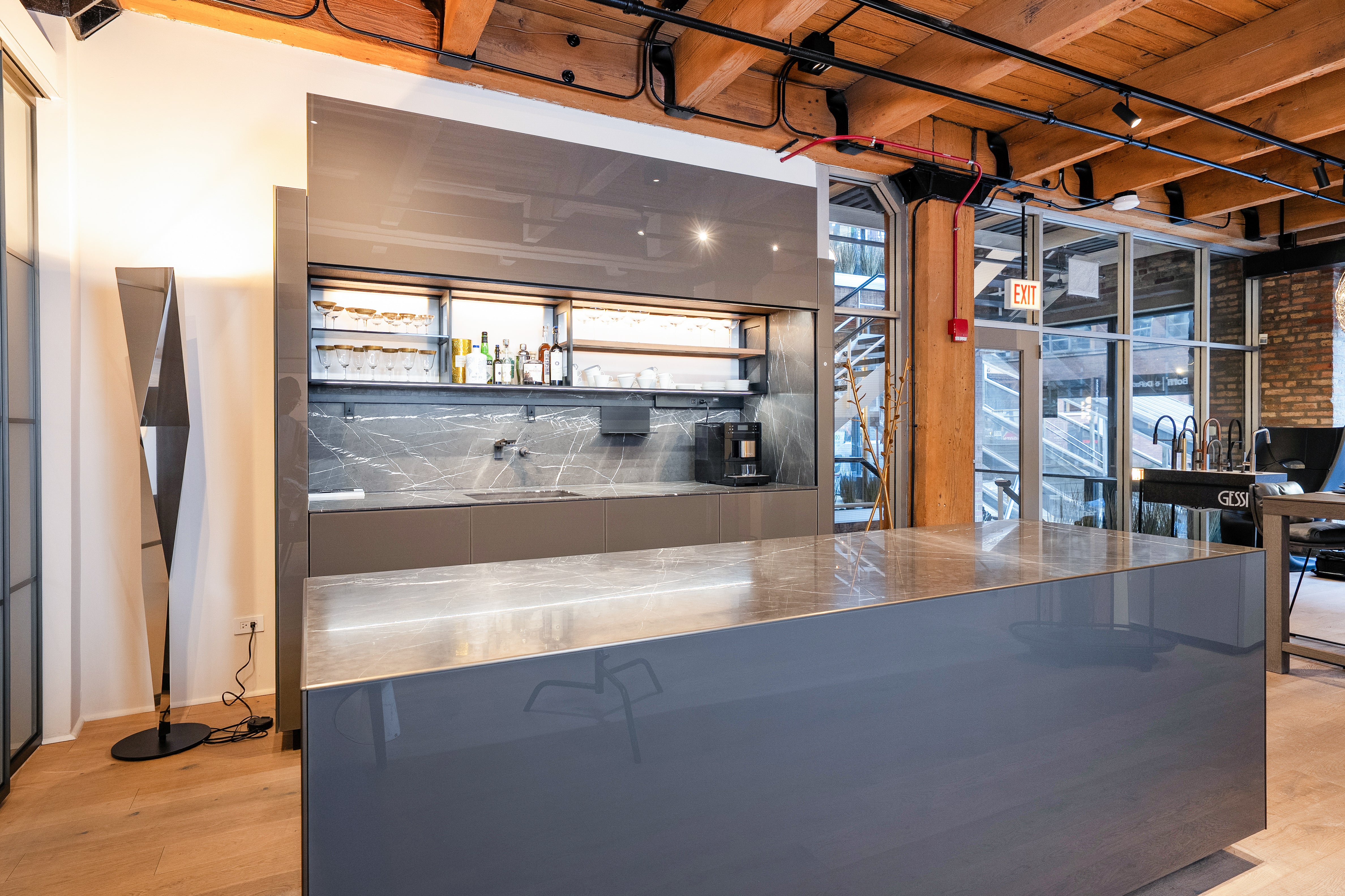 Valcucine Logica Celata Wet Bar with Artematica Soft Island