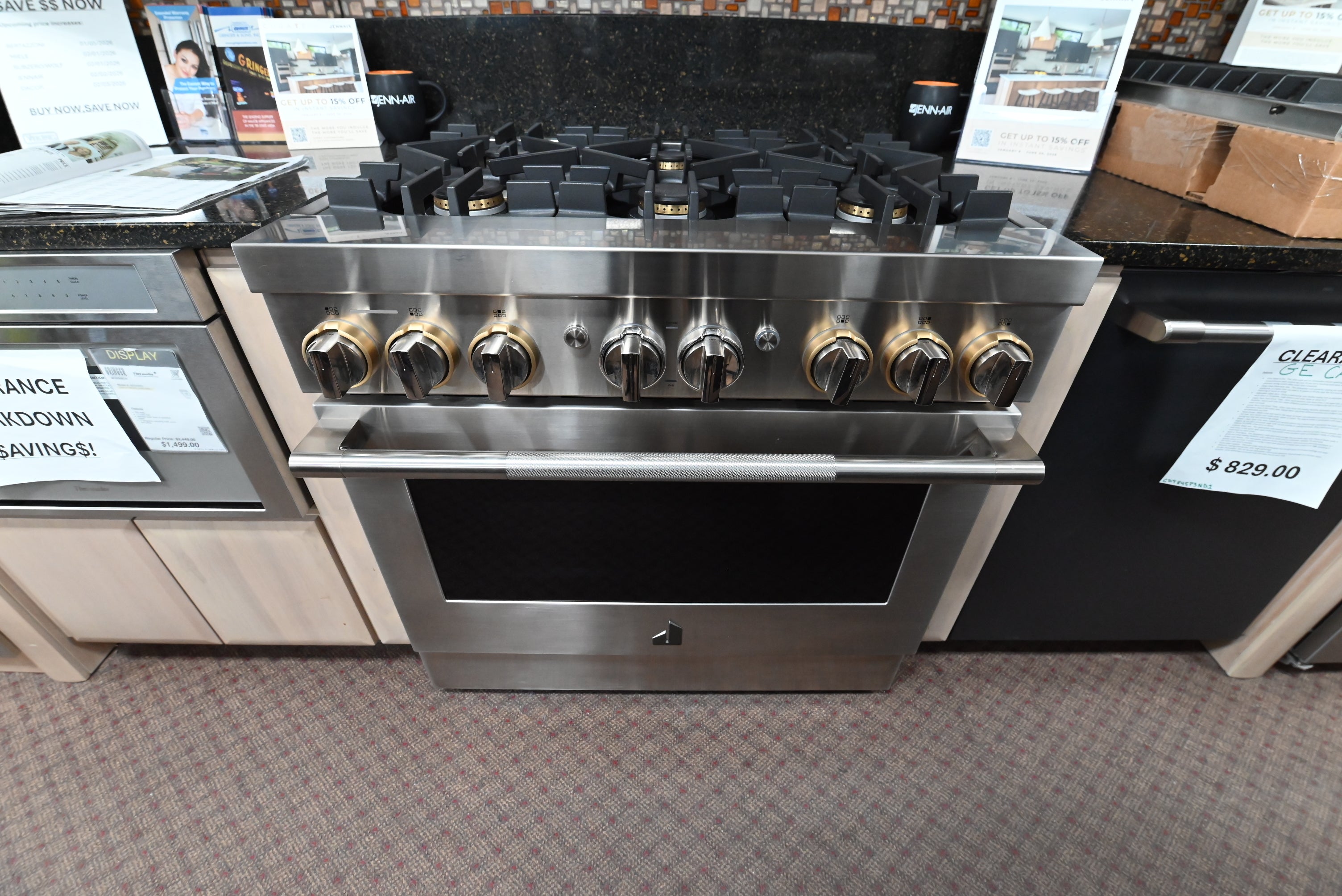 JennAir RISE JDRP536HL 36 inch professional dual fuel range front view stainless steel 6 burners