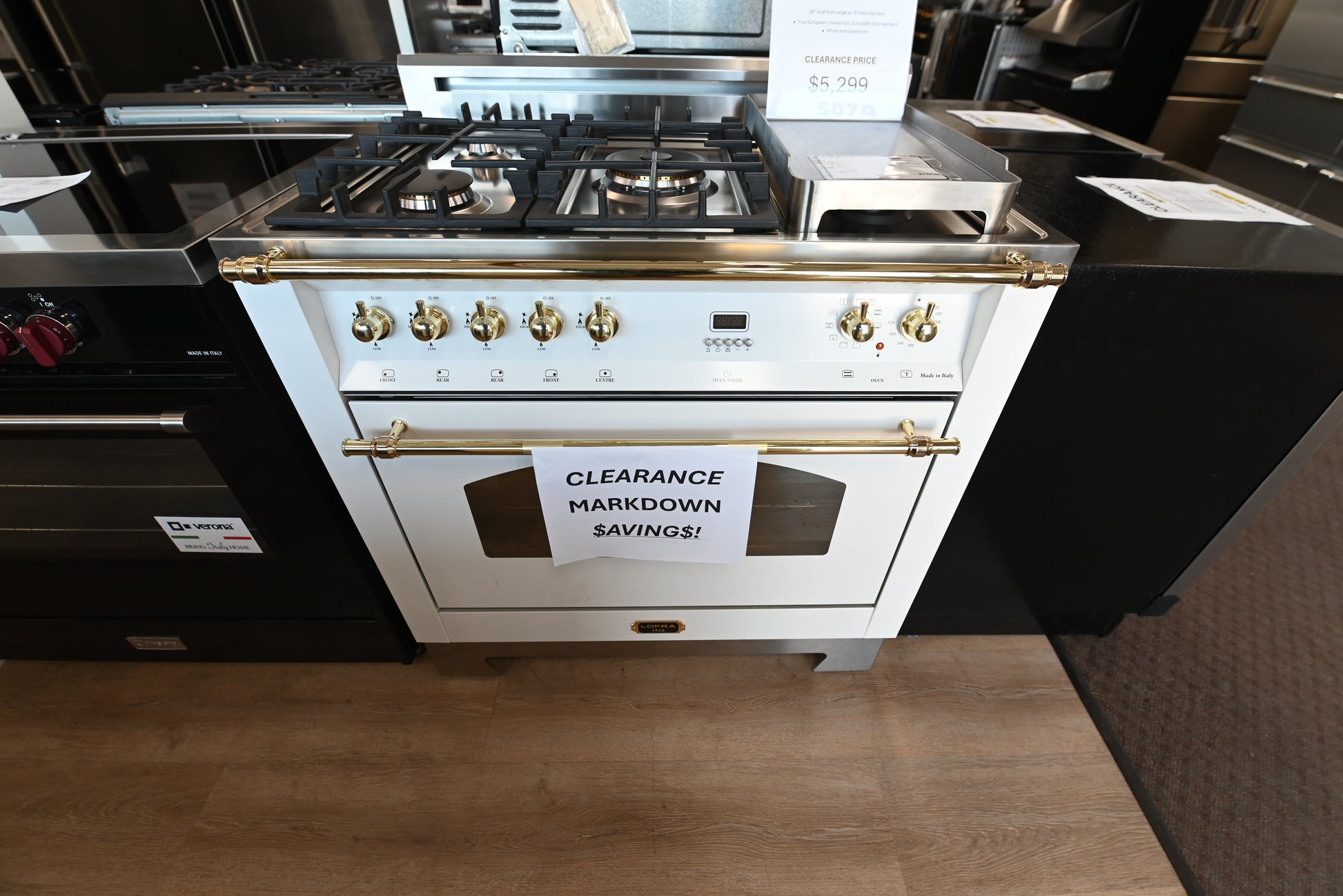 Lofra Dolcevita 36 inch freestanding dual fuel range RWOS36M0G500 in white pearl and brass