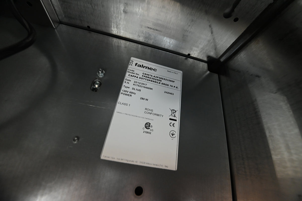 Luxury Italian engineered kitchen ventilation hood with baffle filters