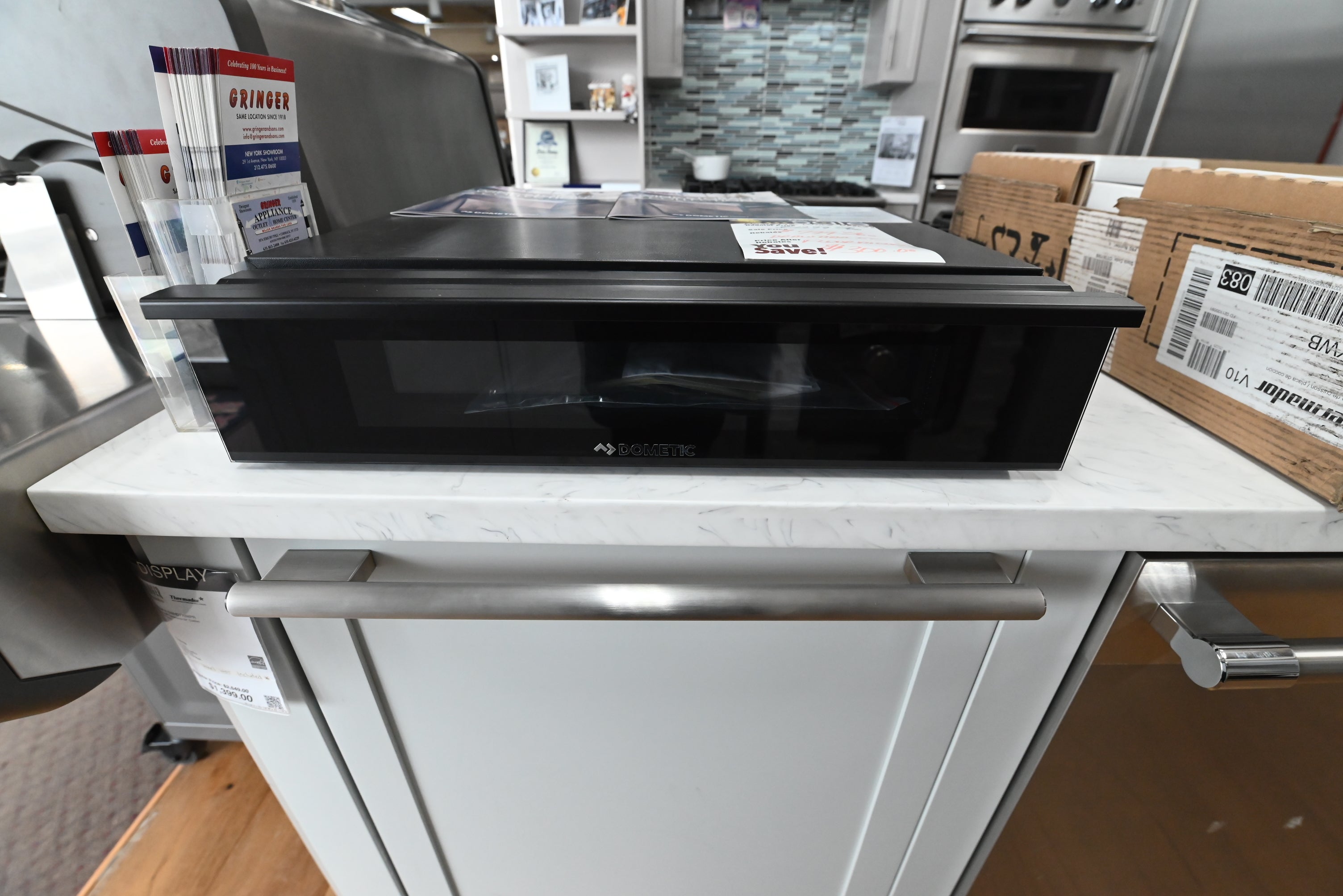 Dometic DrawBar 5 bottle built in wine cooler DrawBar 5C in stainless steel