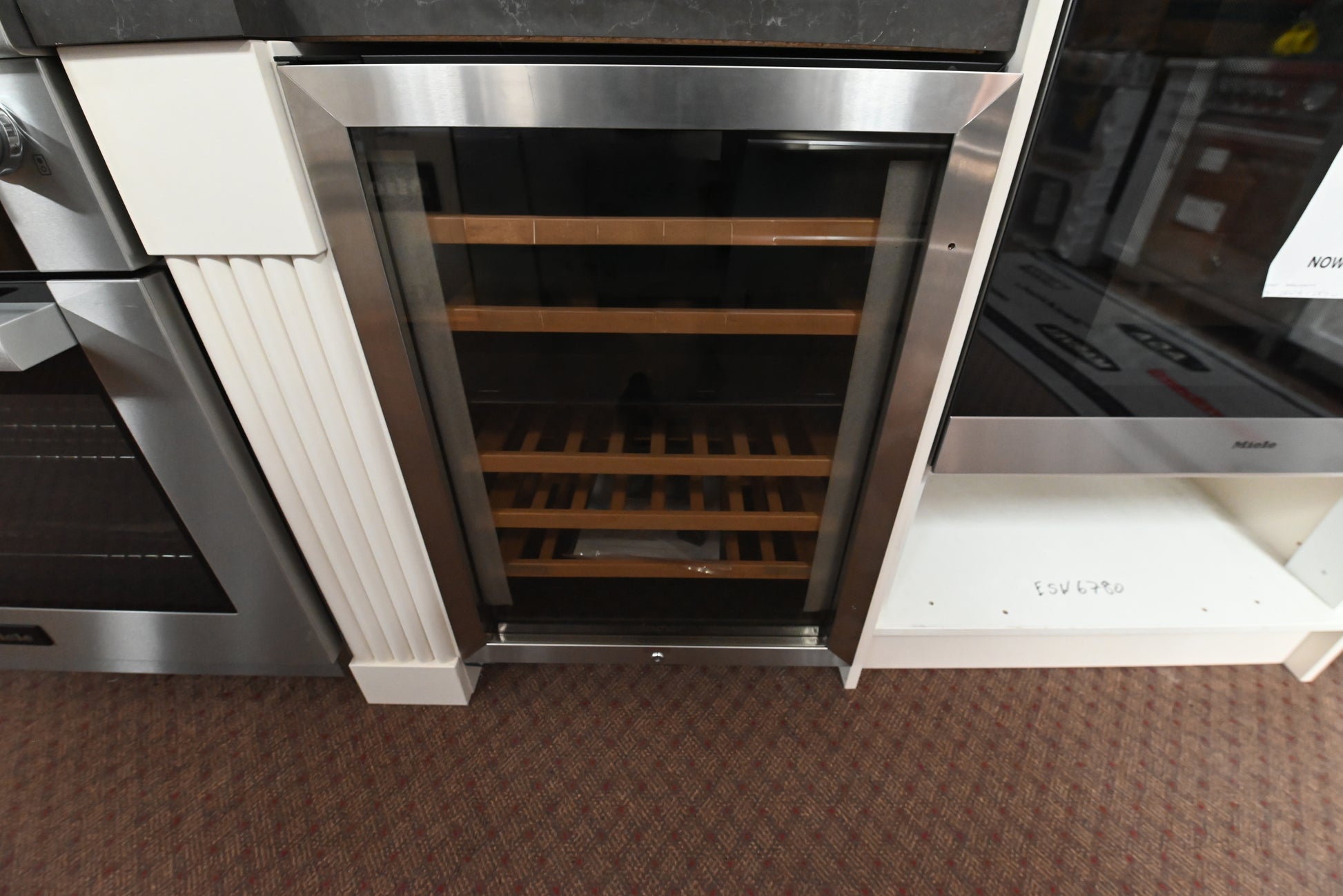 Dacor HWC242L 24 inch built in dual zone wine cellar front view with left hinge door
