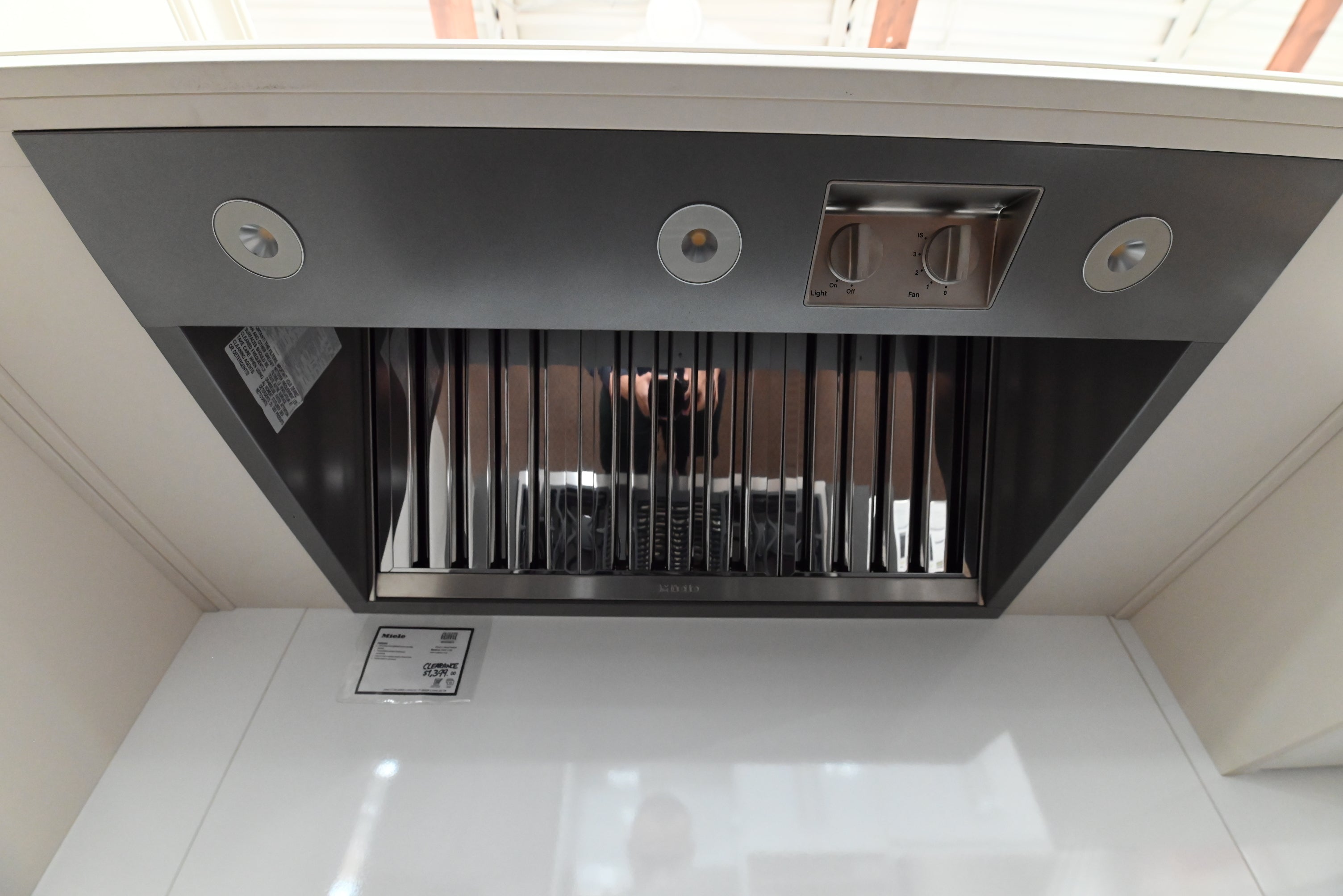 Miele 36 inch custom range hood insert extractor unit in stainless steel DAR 1130