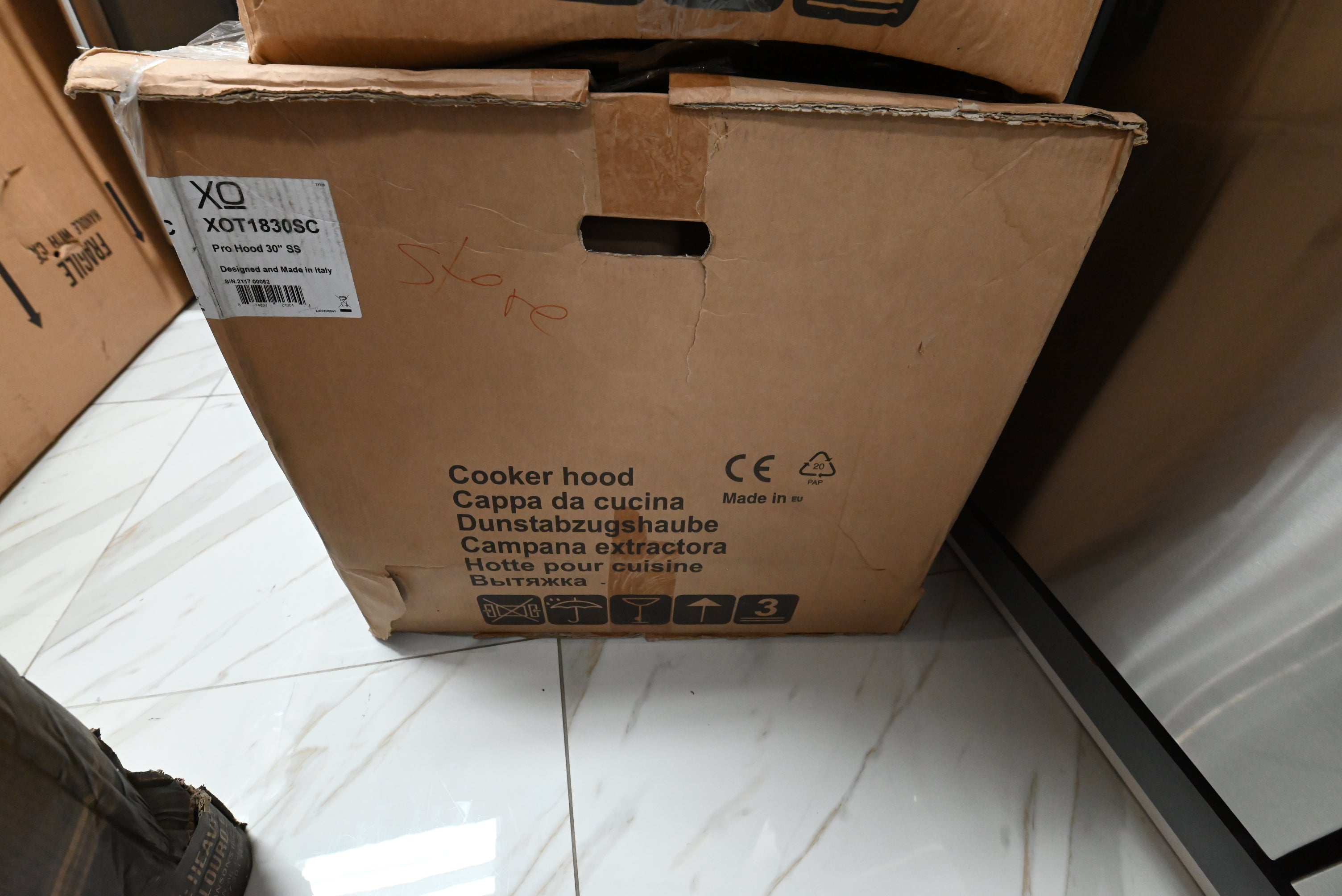 XO 30 inch under cabinet telescopic slide out range hood in stainless steel XOT1830SC