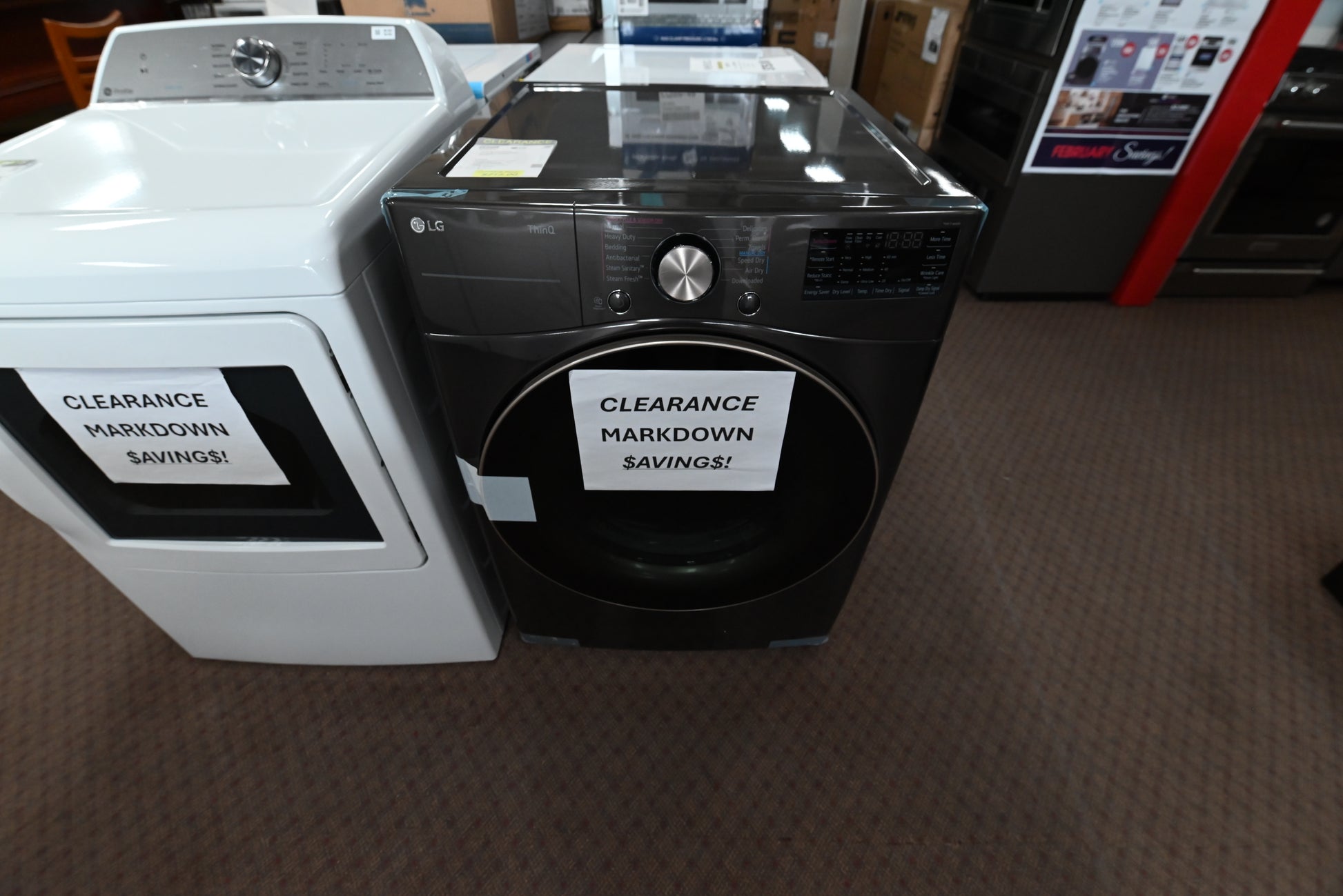 LG 27 inch front load gas dryer in black steel DLGX4001B