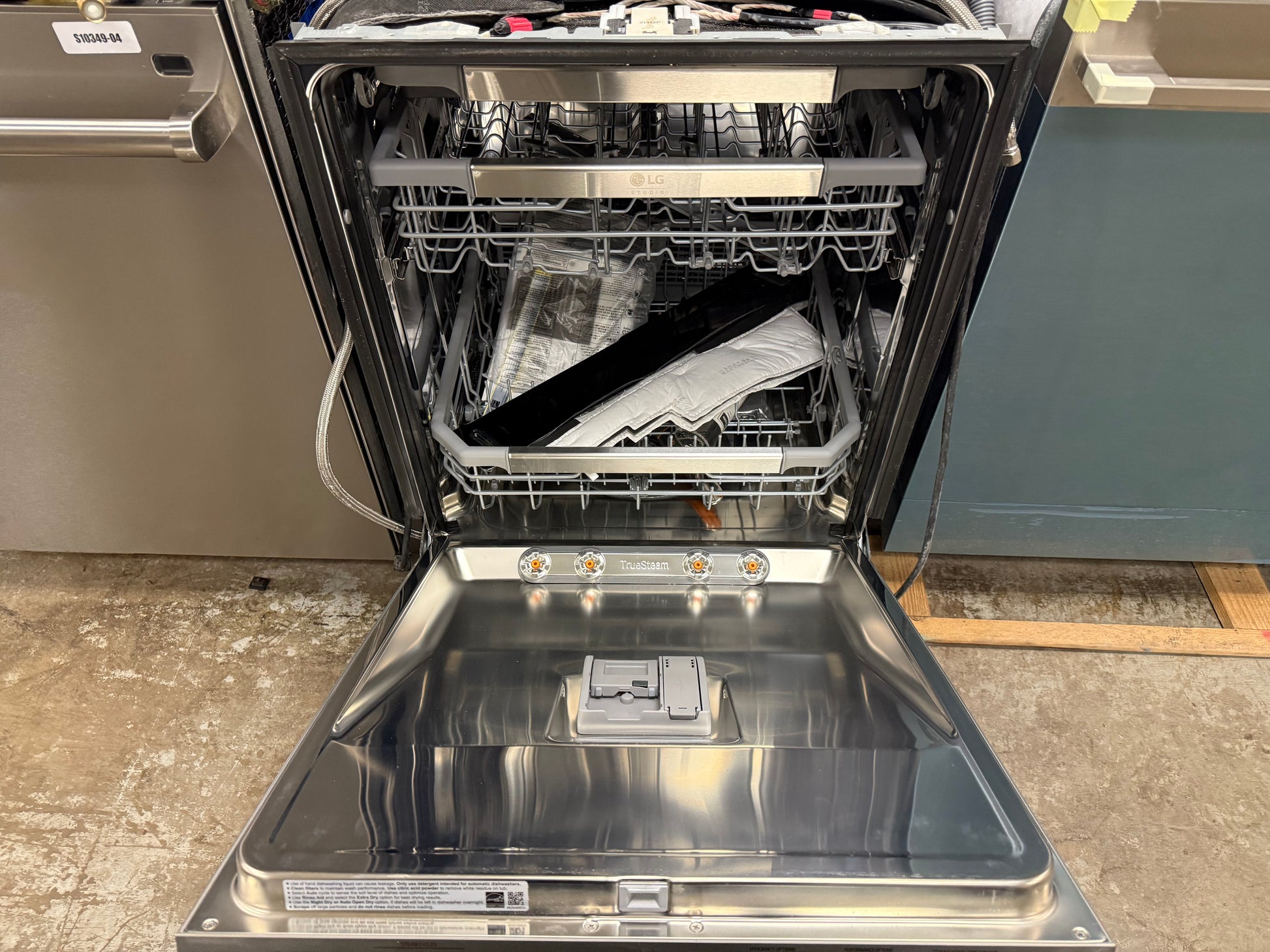 LG LSDT9908SS 24" Stainless Steel Dishwasher, Open Box