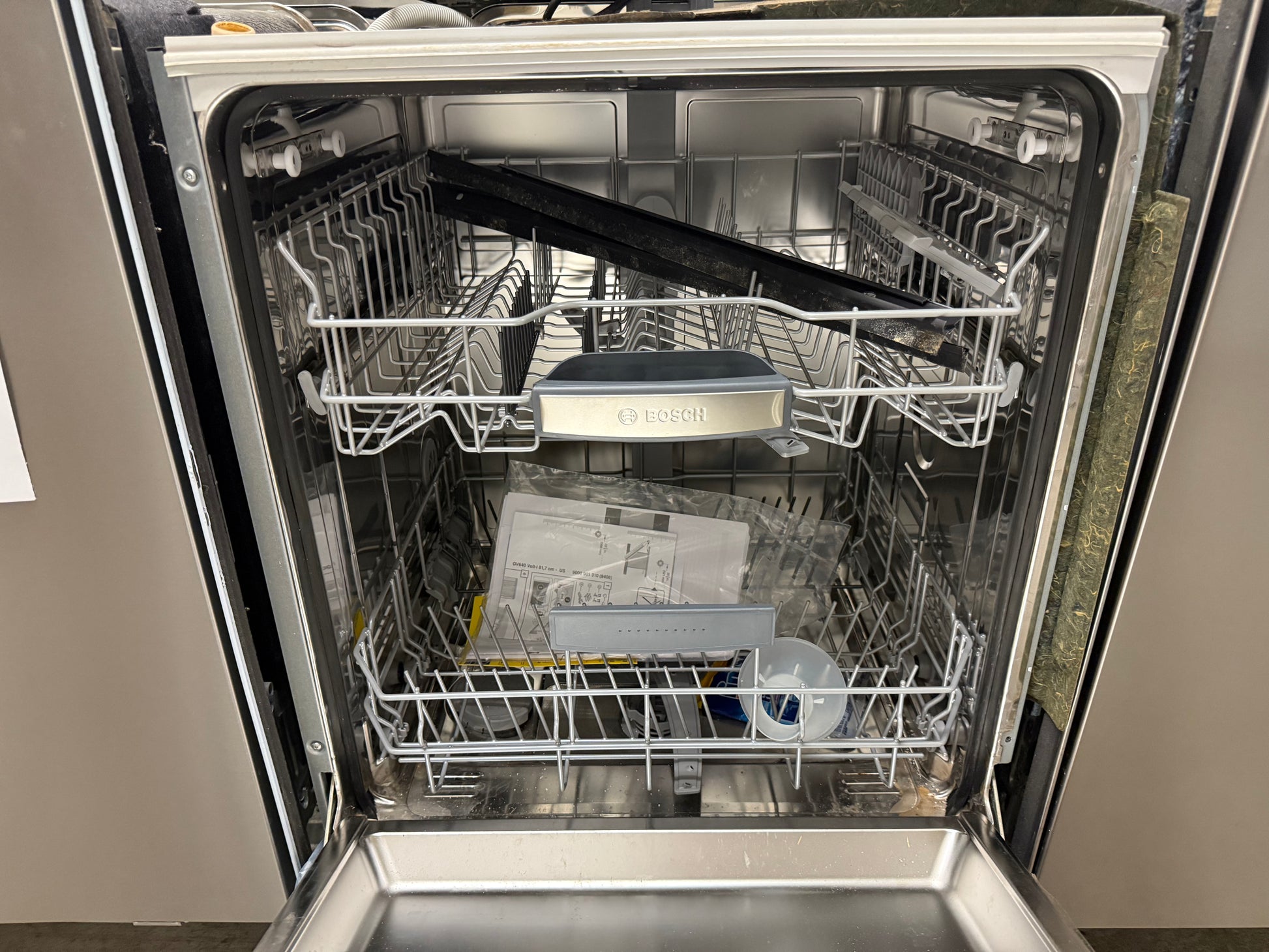 Bosch SGV68U53UC 800 Series 24" Panel Ready Dishwasher, Pre-Owned