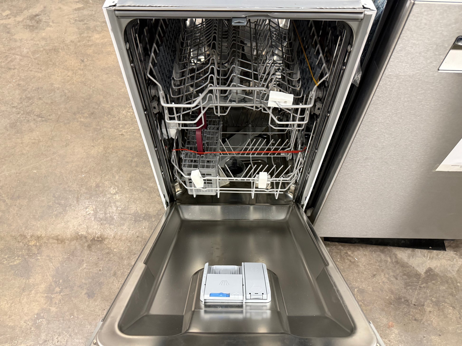 Blomberg DWS 51502 FBI 18" Panel Ready Dishwasher