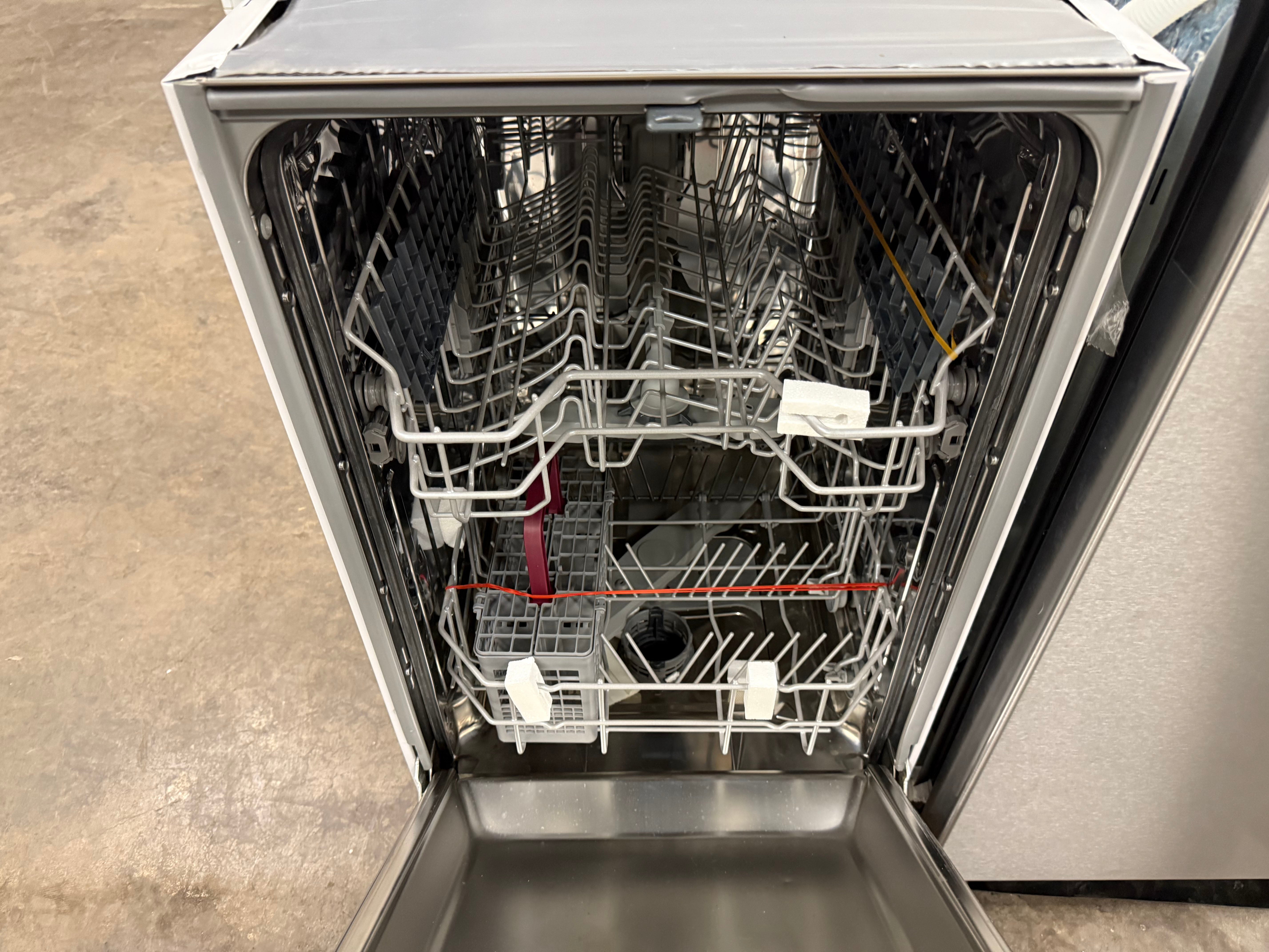 Blomberg DWS 51502 FBI 18" Panel Ready Dishwasher