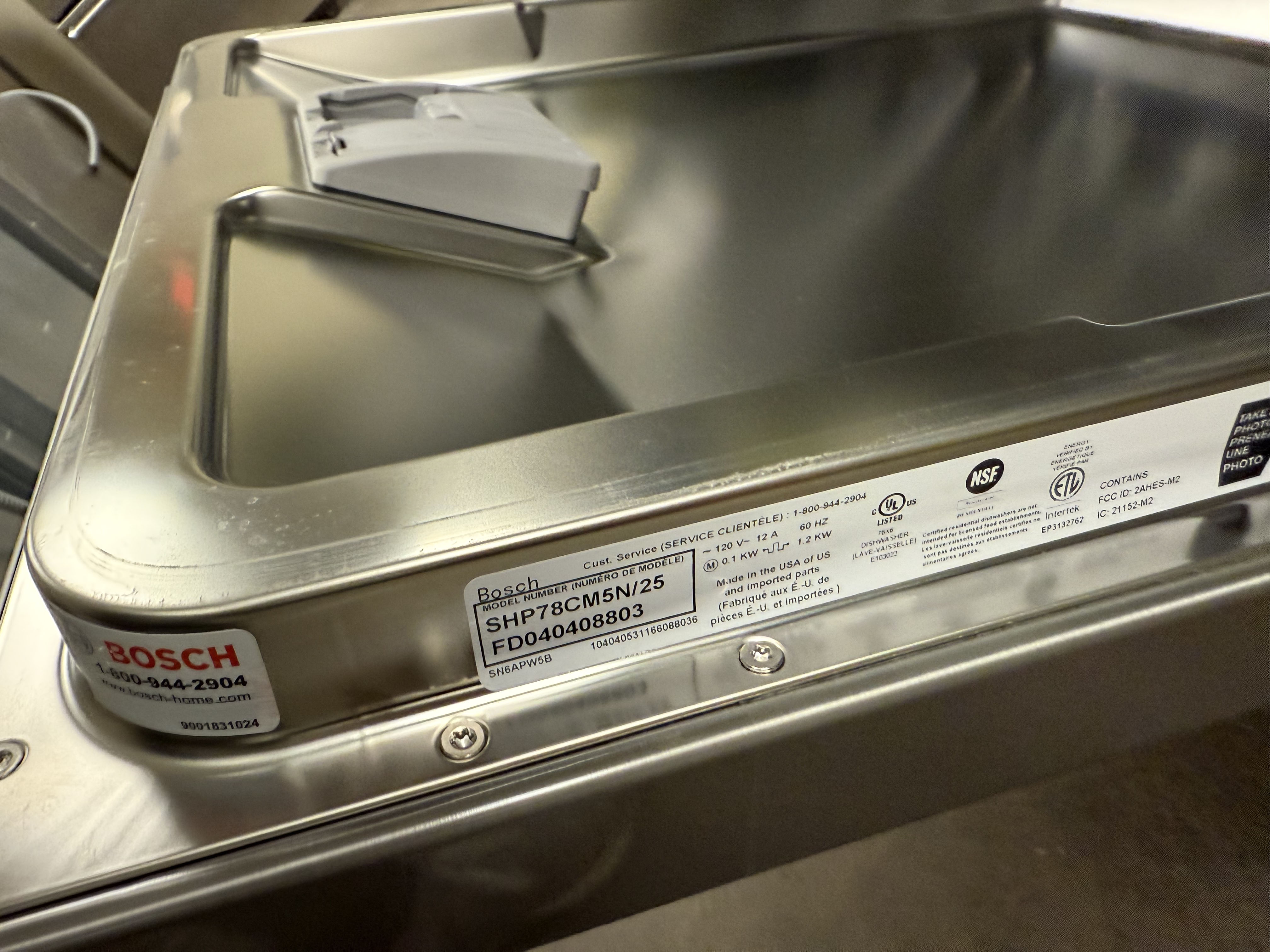 Bosch 800 Series SHP78CM5N 24" Stainless Steel Dishwasher