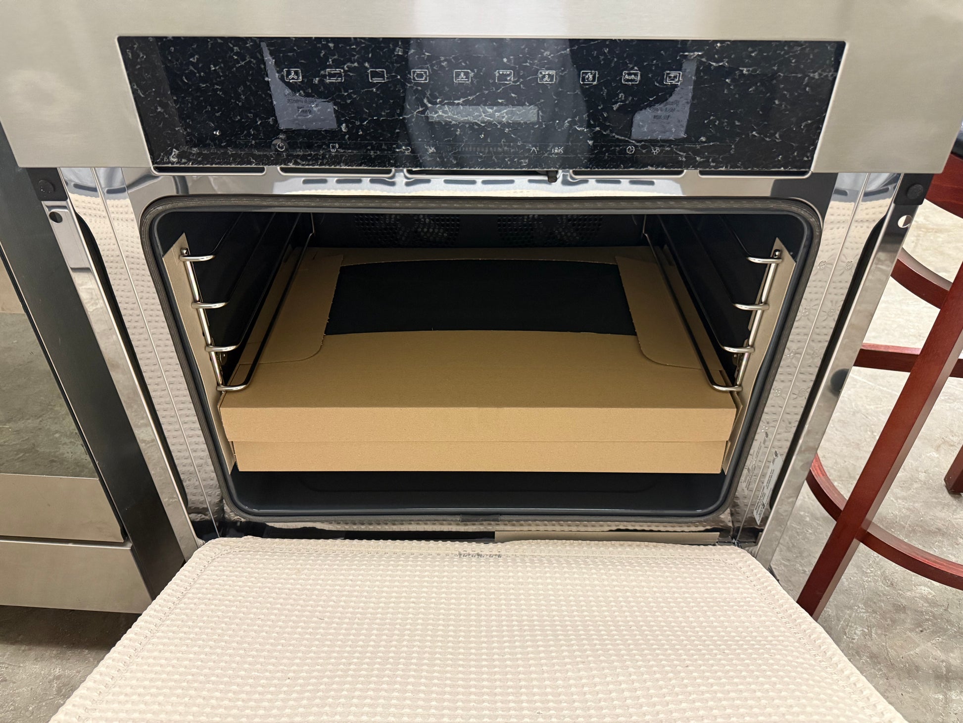 Miele H7180BP 30" Stainless Steel Smart Electric Single Wall Oven