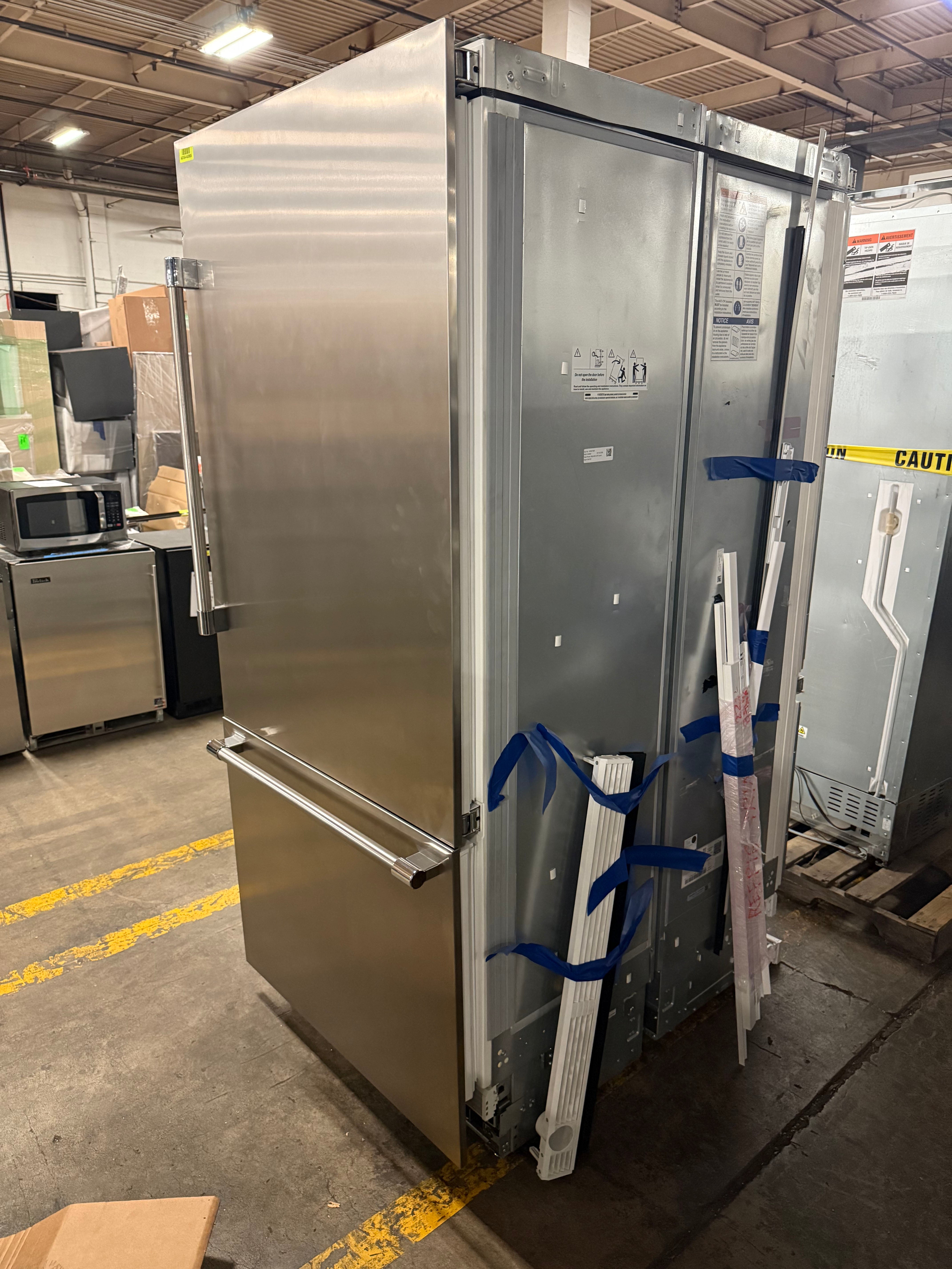 Thermador T36IB905SP 36" Stainless Steel Paneled Bottom Freezer Refrigerator