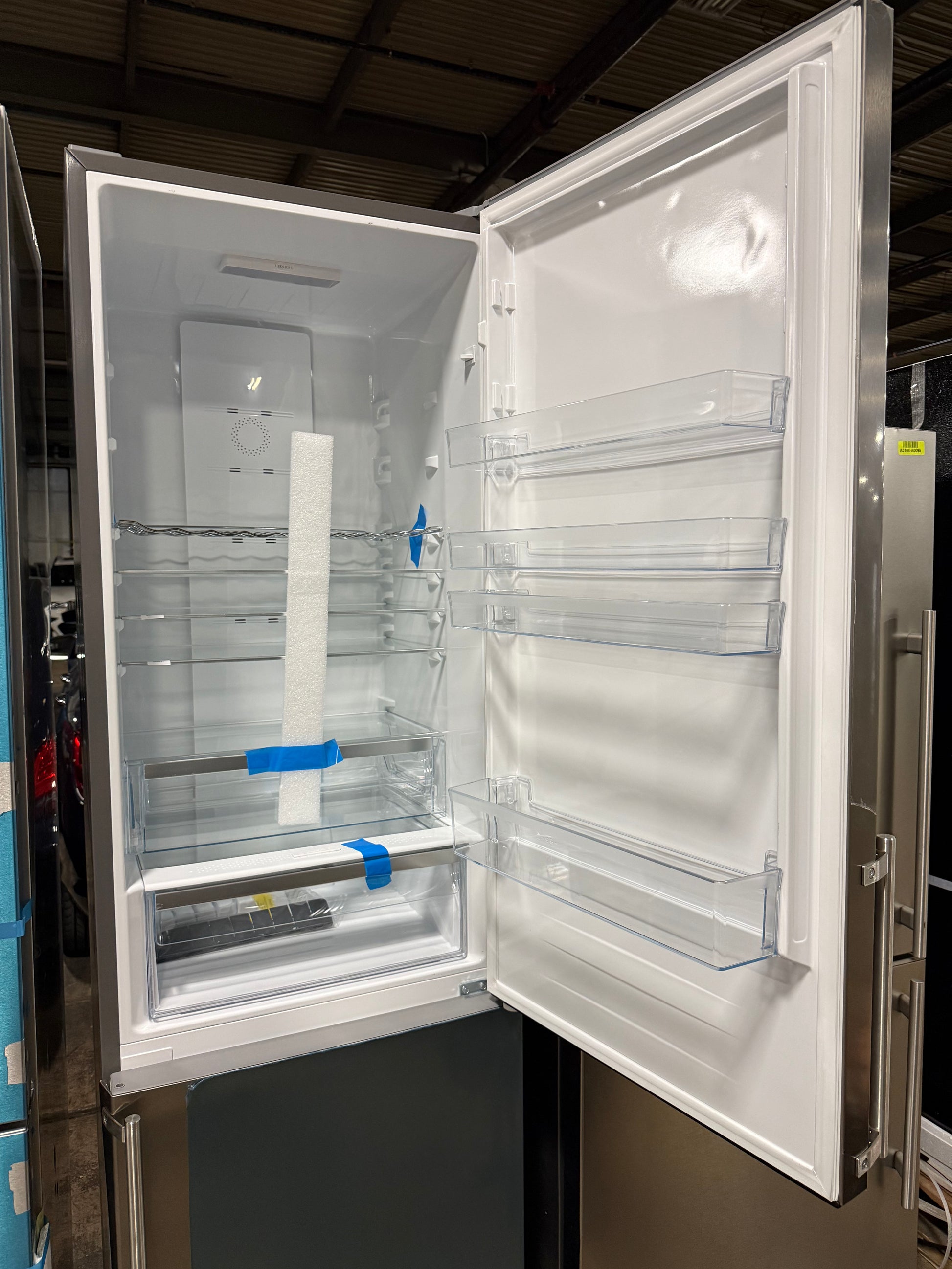 Smeg FC20UXDNE 24" Stainless Steel Freestanding Bottom Mount Refrigerator