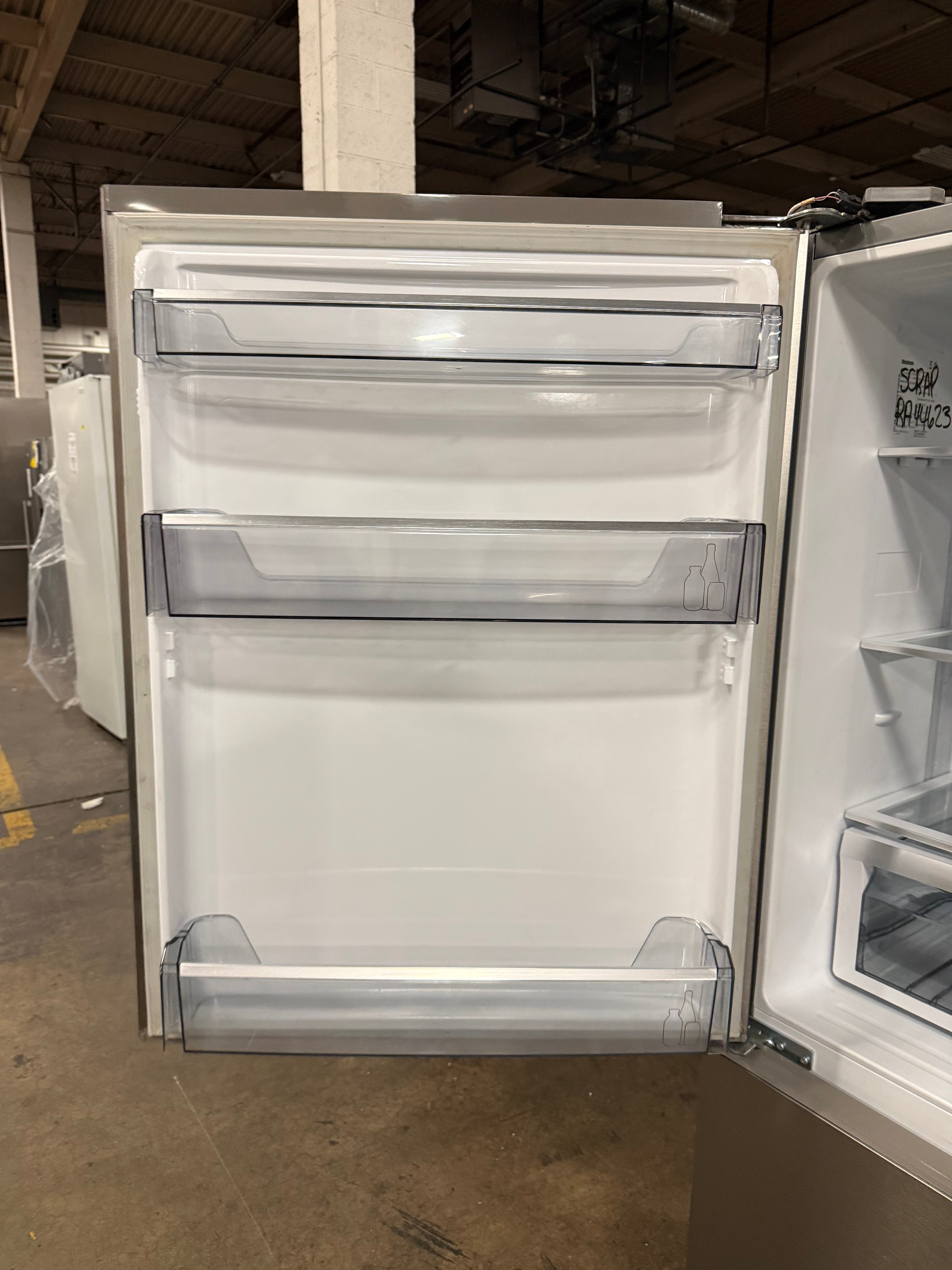 Blomberg BRFB1812SSLN 30" Stainless Steel Bottom Freezer Refrigerator