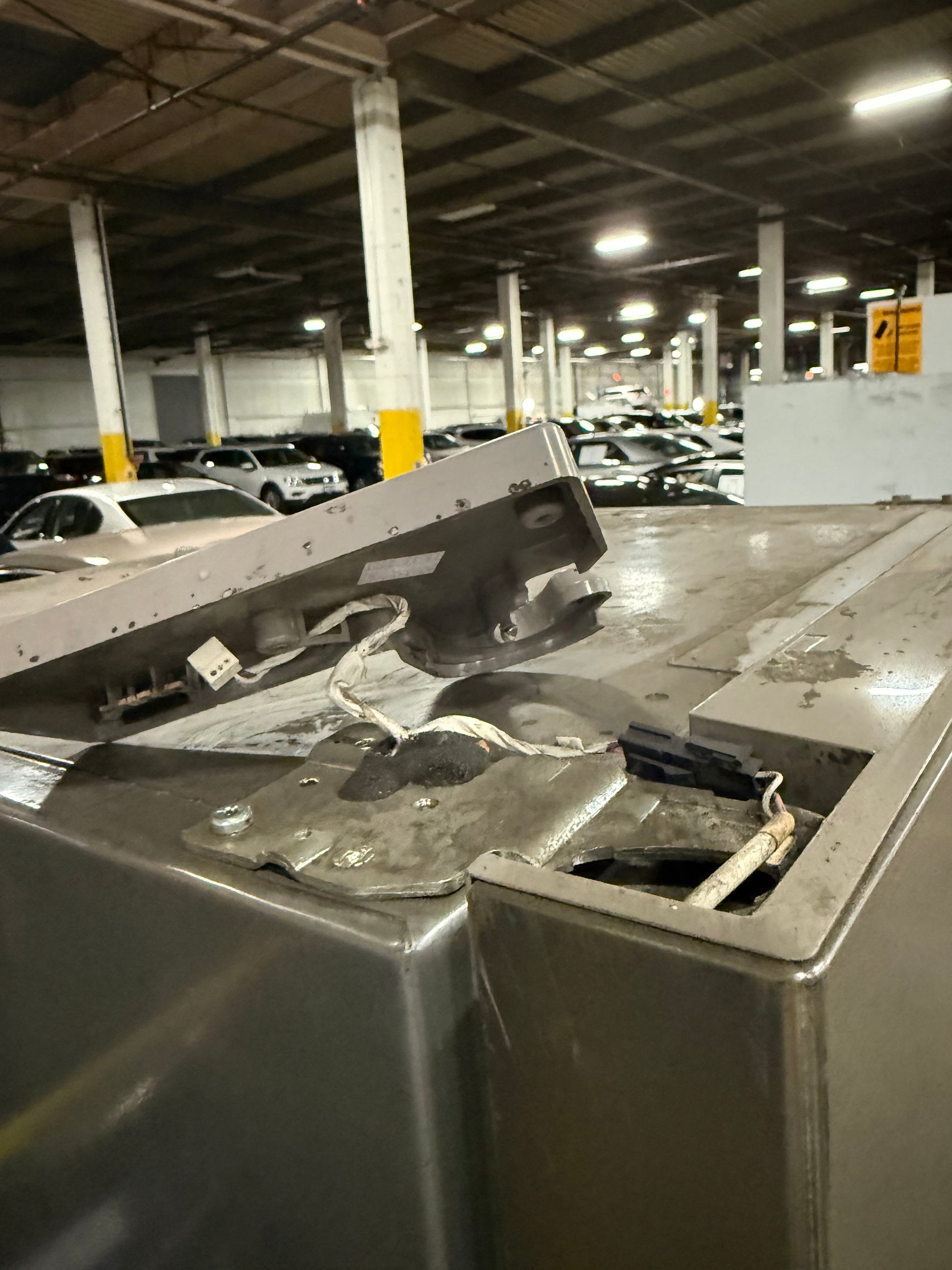 Blomberg BRFB1812SSLN 30" Stainless Steel Bottom Freezer Refrigerator