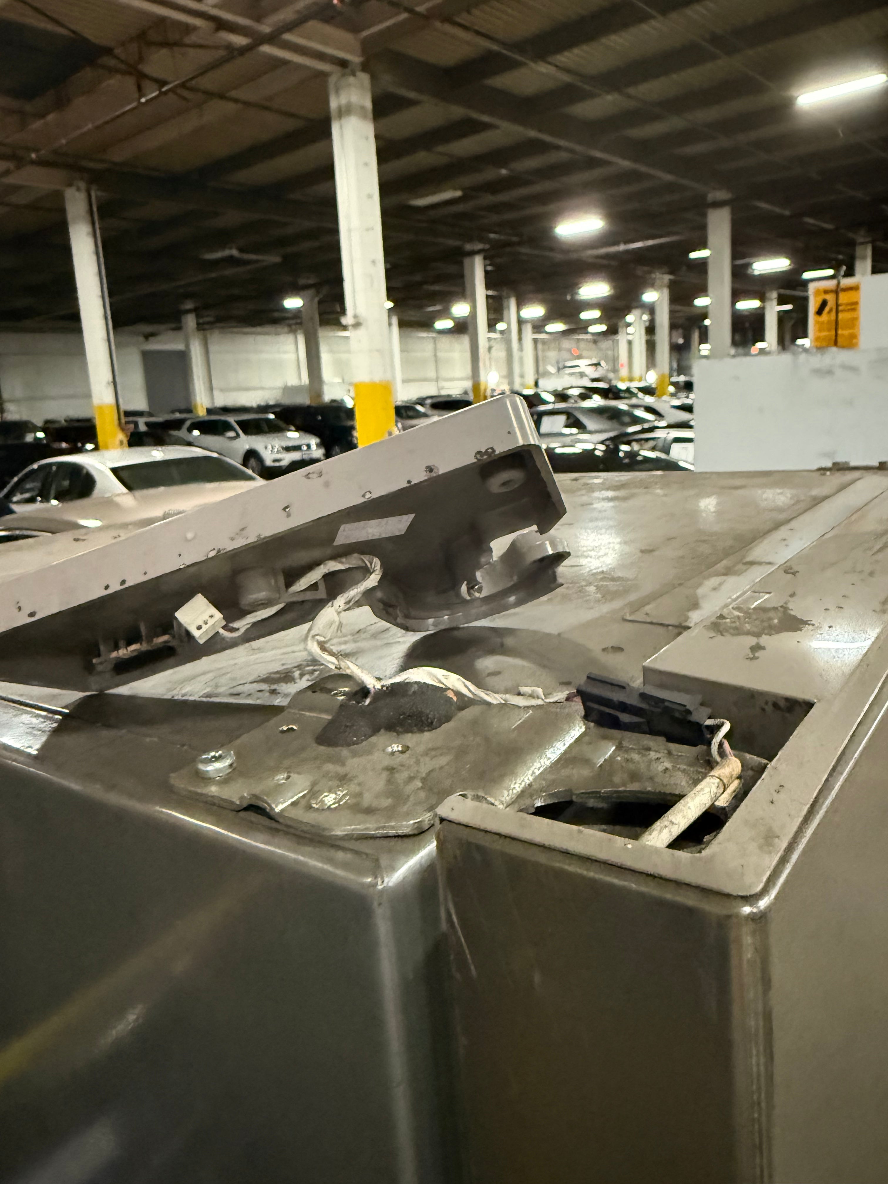 Blomberg BRFB1812SSLN 30" Stainless Steel Bottom Freezer Refrigerator